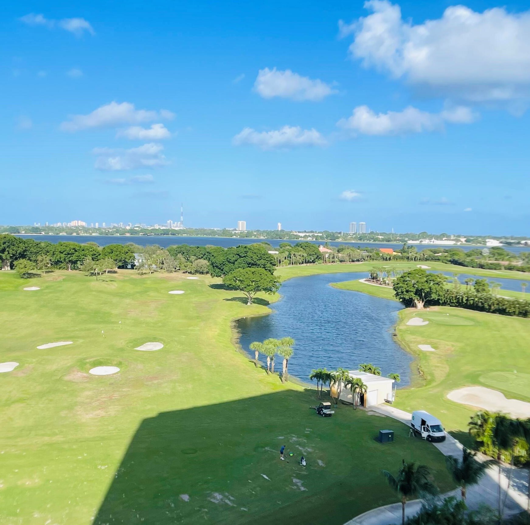 2000 Presidential Way Apt 1002, West Palm Beach, FL 33401