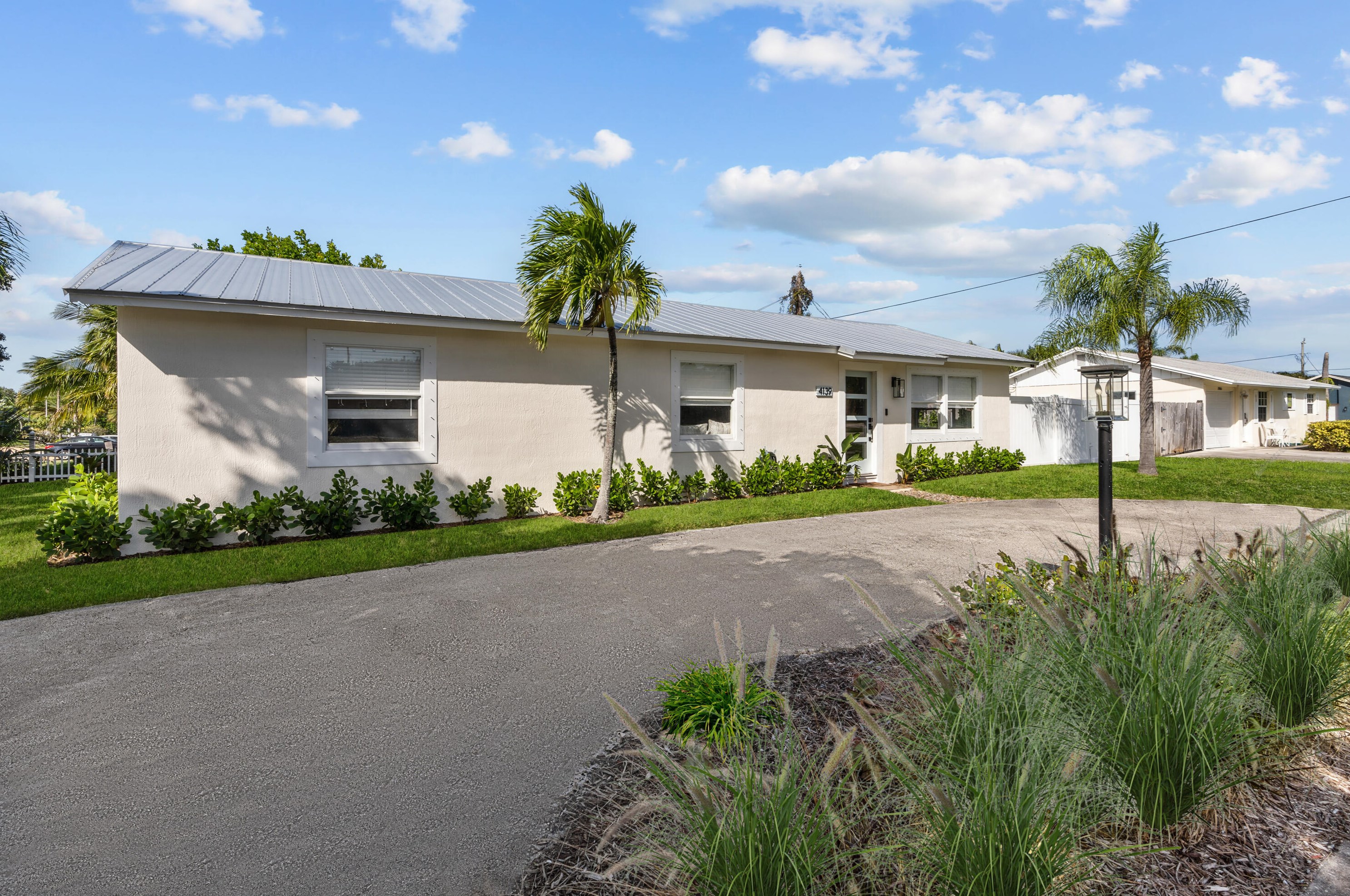 4139 Russell St, Jupiter FL  33469-2631 exterior