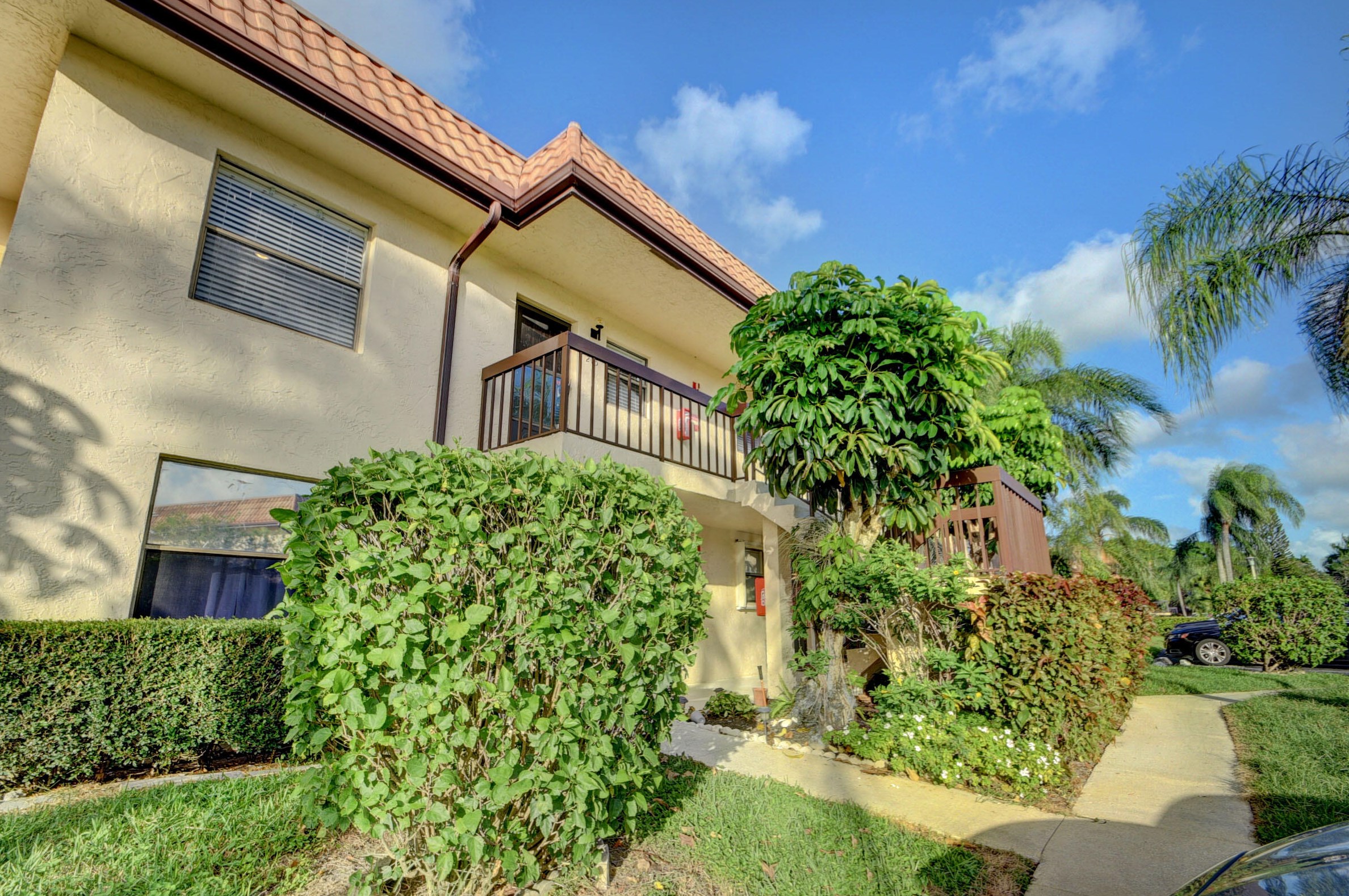 7149 Golf Colony Ct, Lake Worth, FL 33467-3985