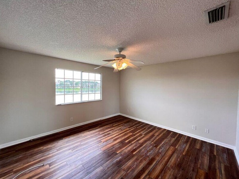 852 Imperial Lake Rd, West Palm Beach, FL 33413