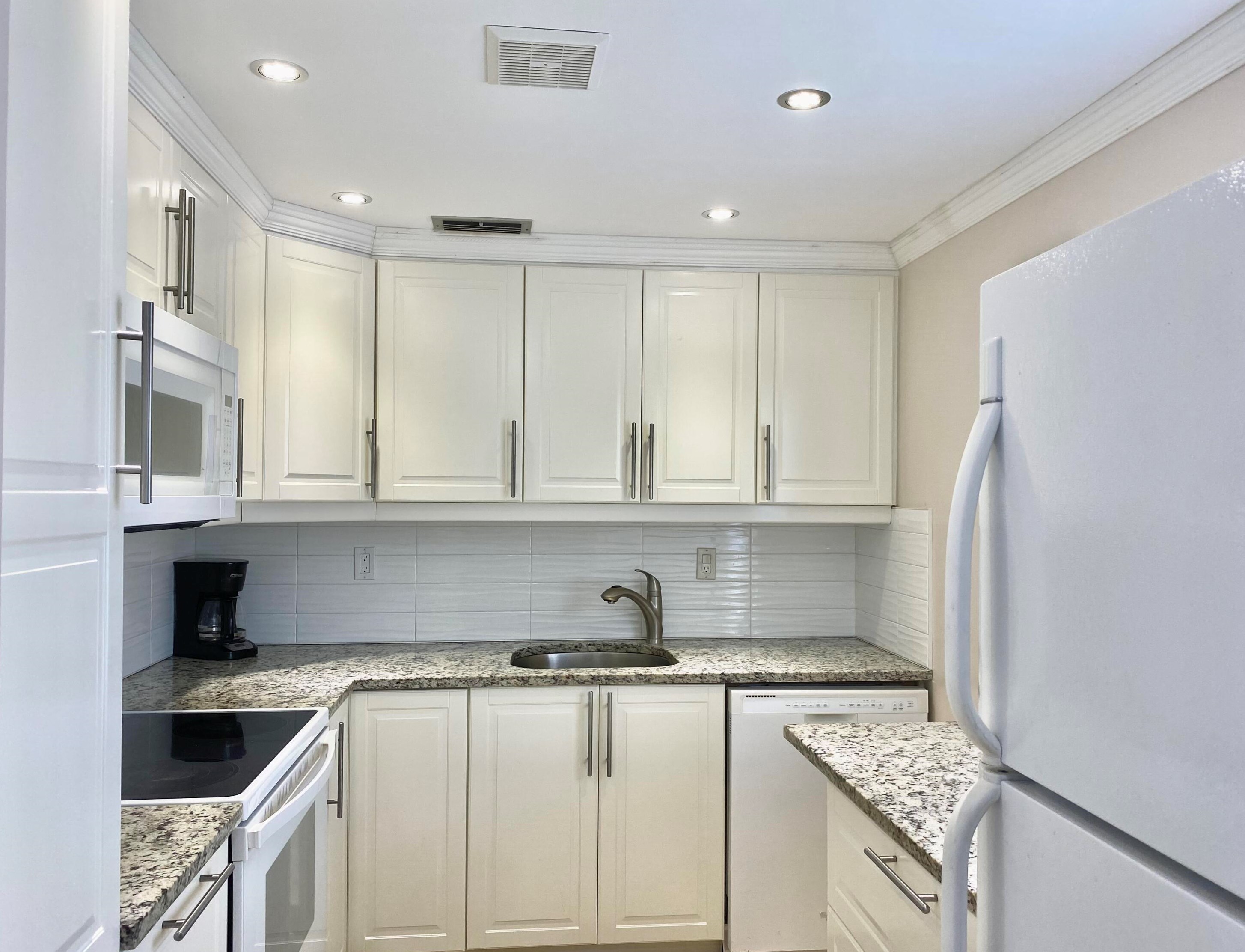 372 Capri H #372, Delray Beach, FL 33484