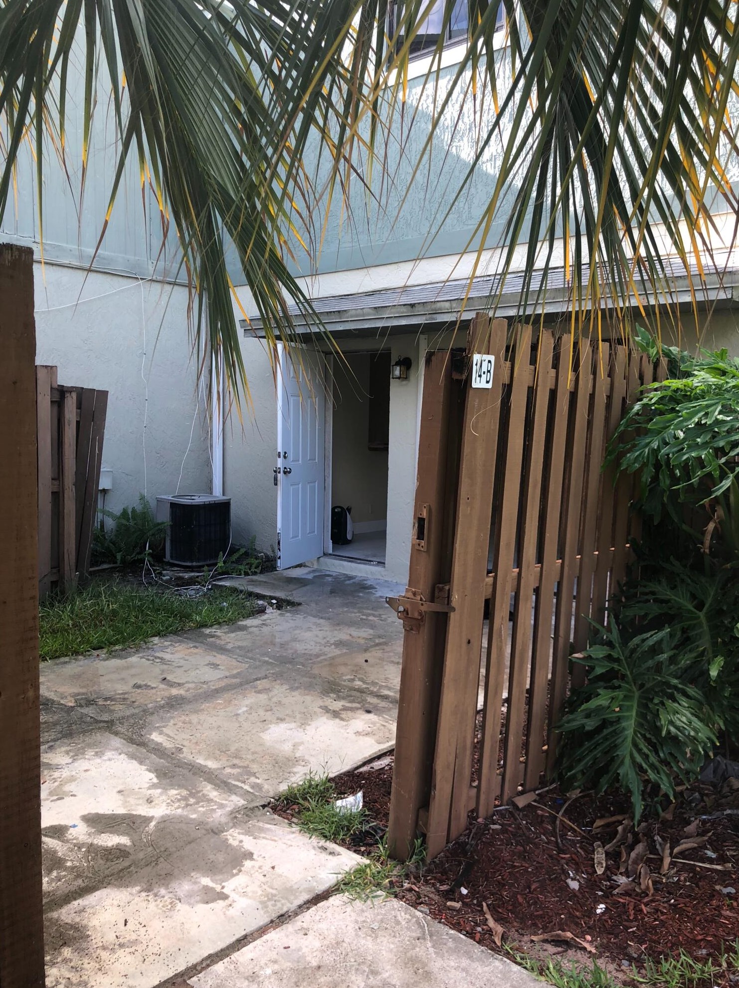 14 Crossings Cir #b, Boynton Beach, FL