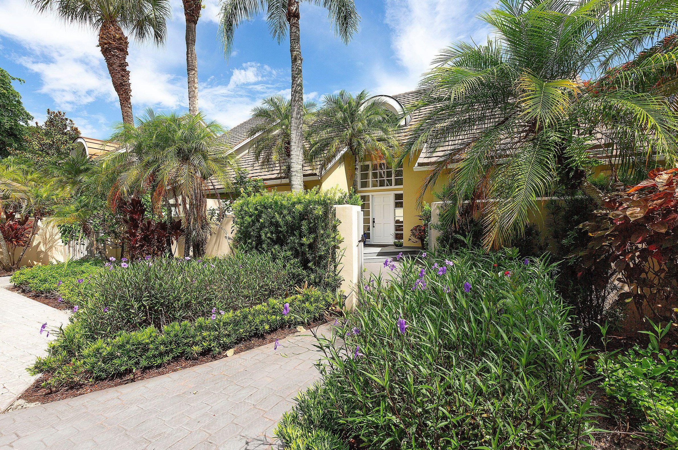 11991 Polo Club Rd, West Palm Beach, FL 33414