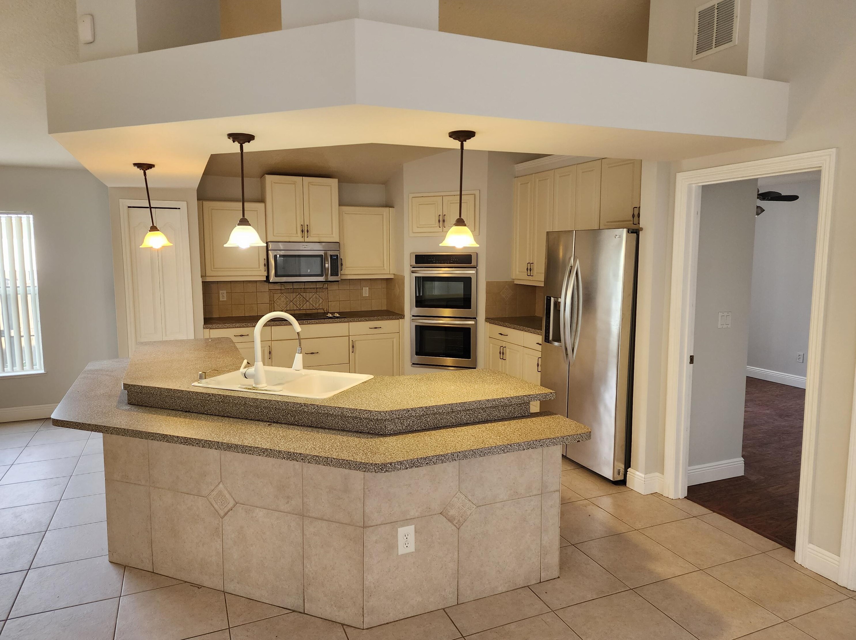 3960 Sw Hablow St, Fort Pierce, FL 34953