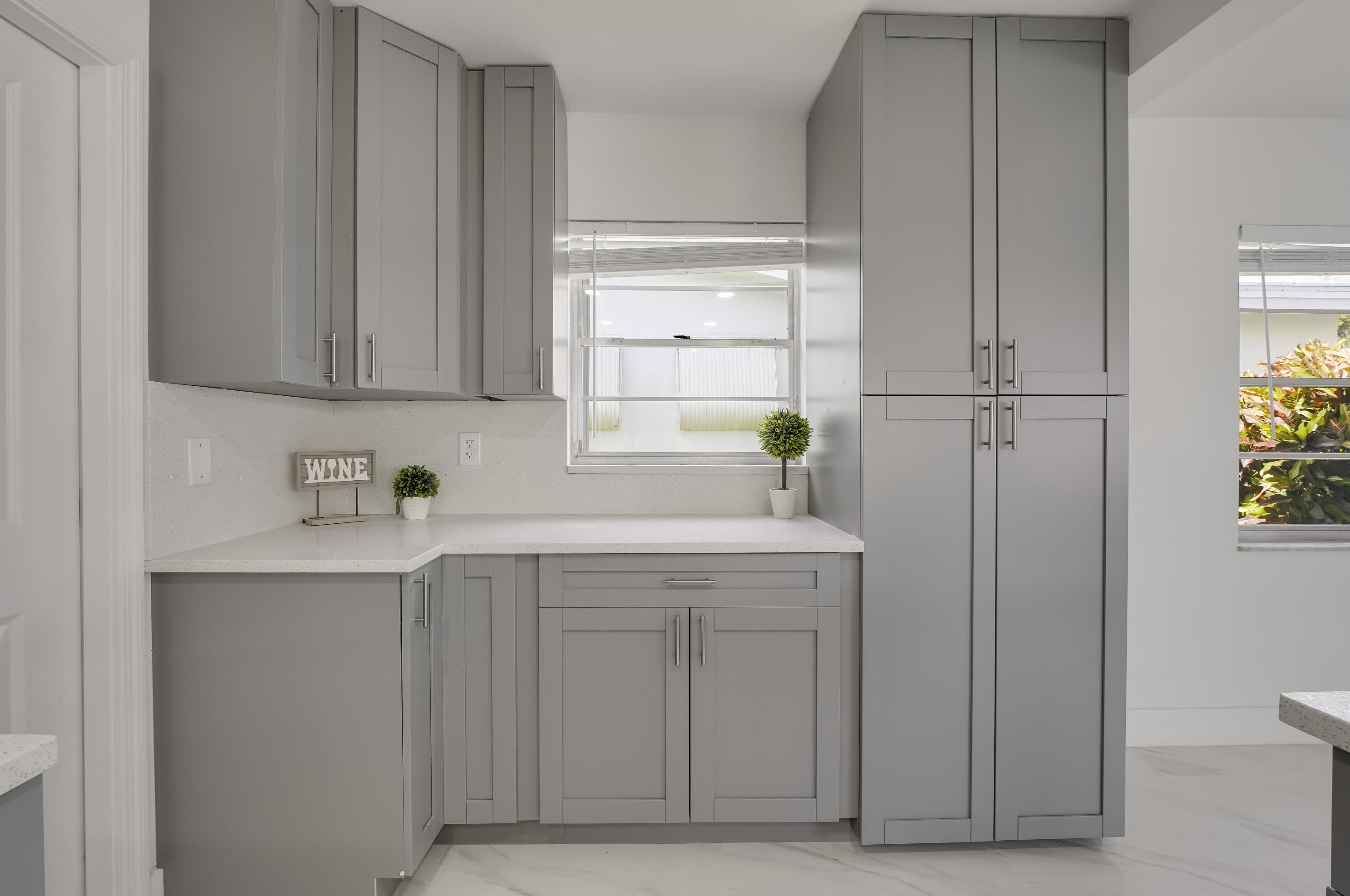 2083 13 Ter, Boynton Beach FL 33426-5837 exterior