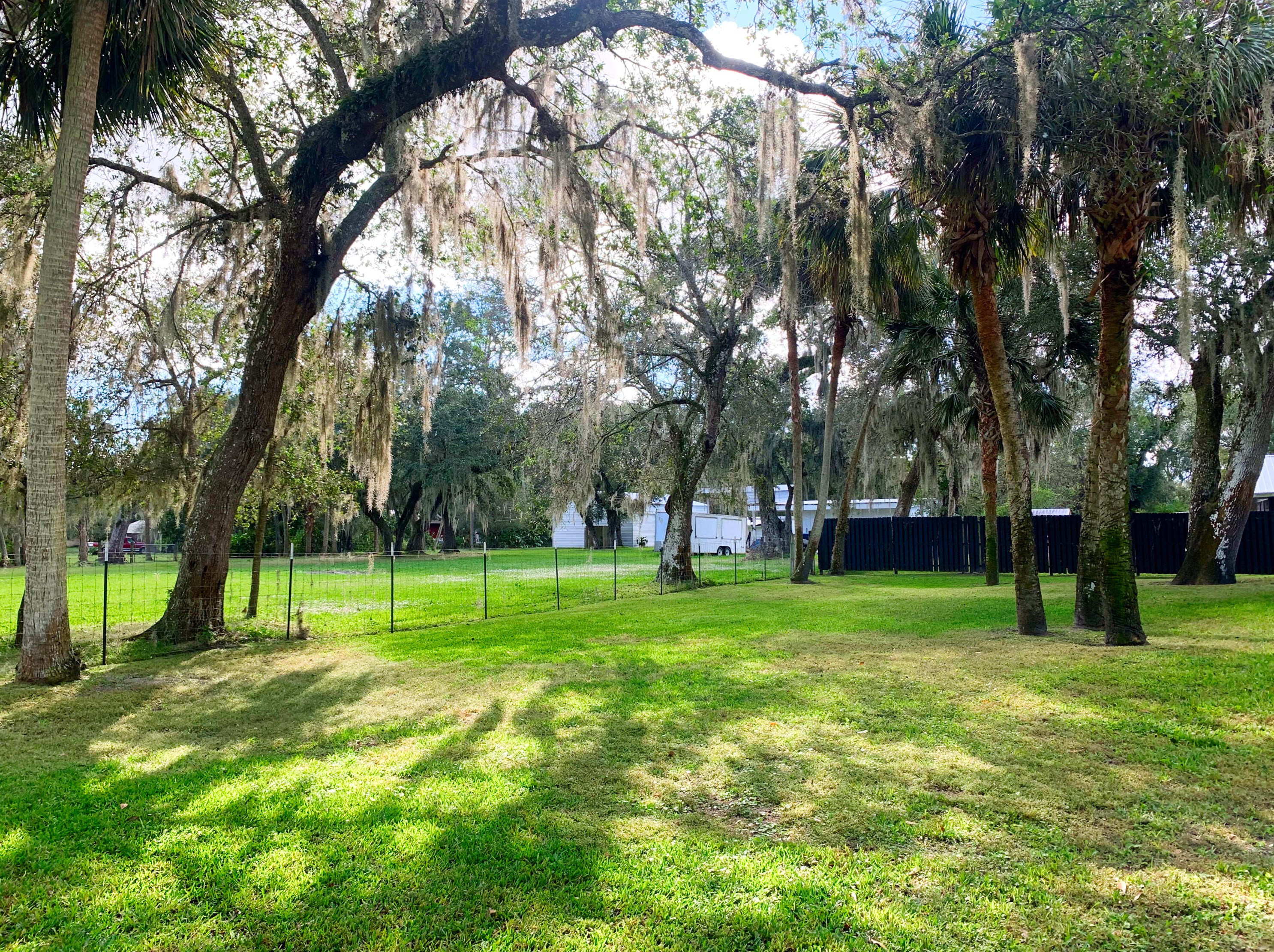 1482 18th Ter, Okeechobee, FL 34974-4831