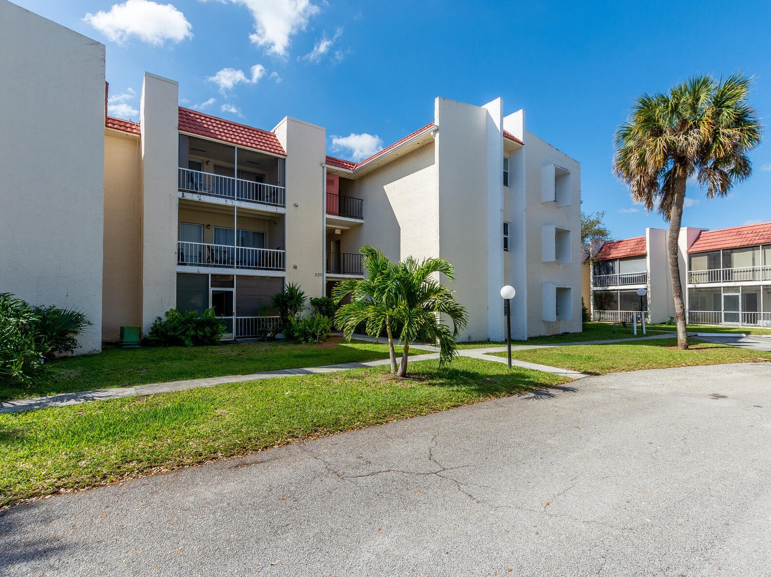 620 Nw 13th St Apt 18, Boca Raton, FL 33486