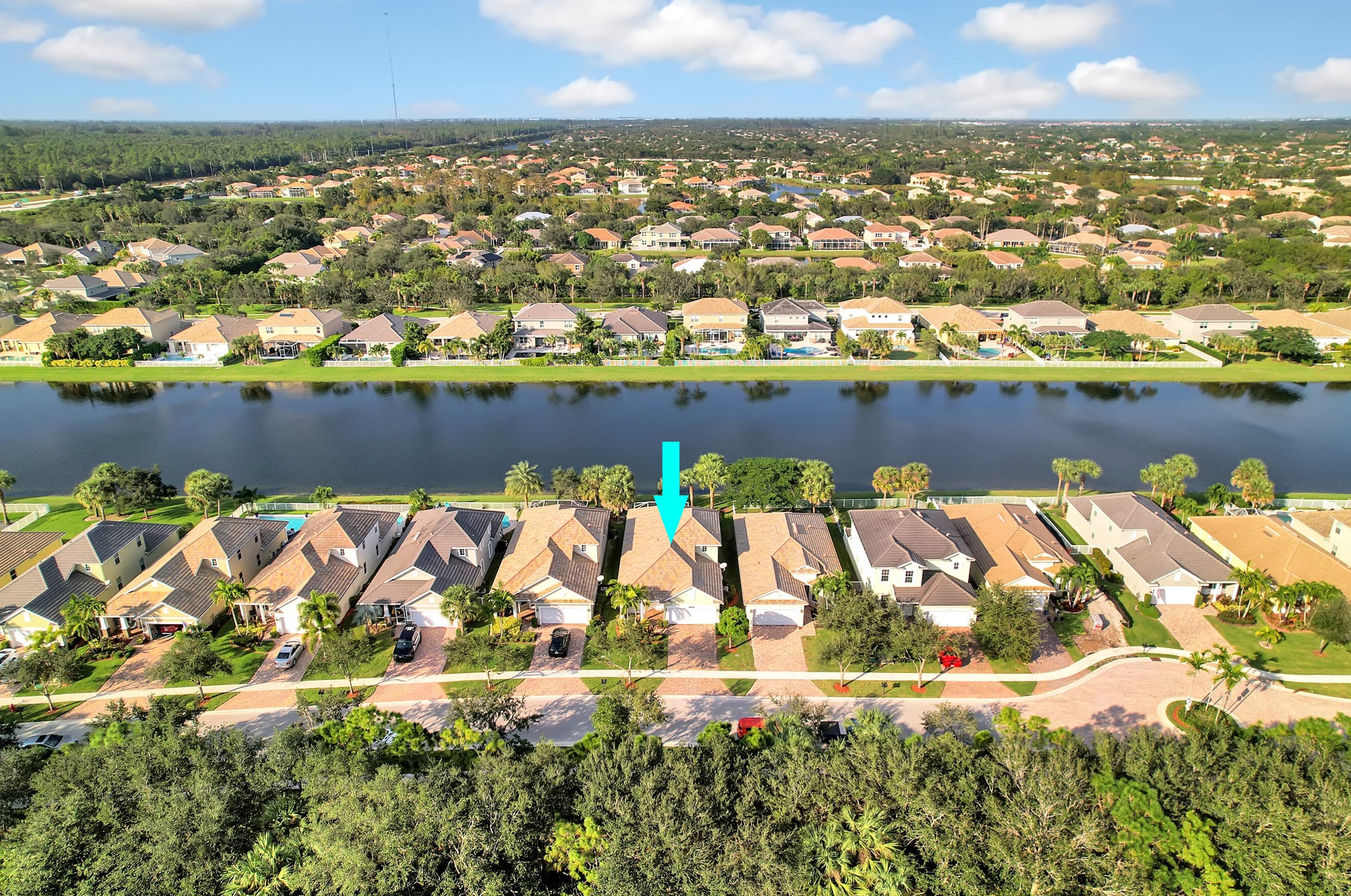 9202 Wrangler Dr, Lake Worth, FL 33467