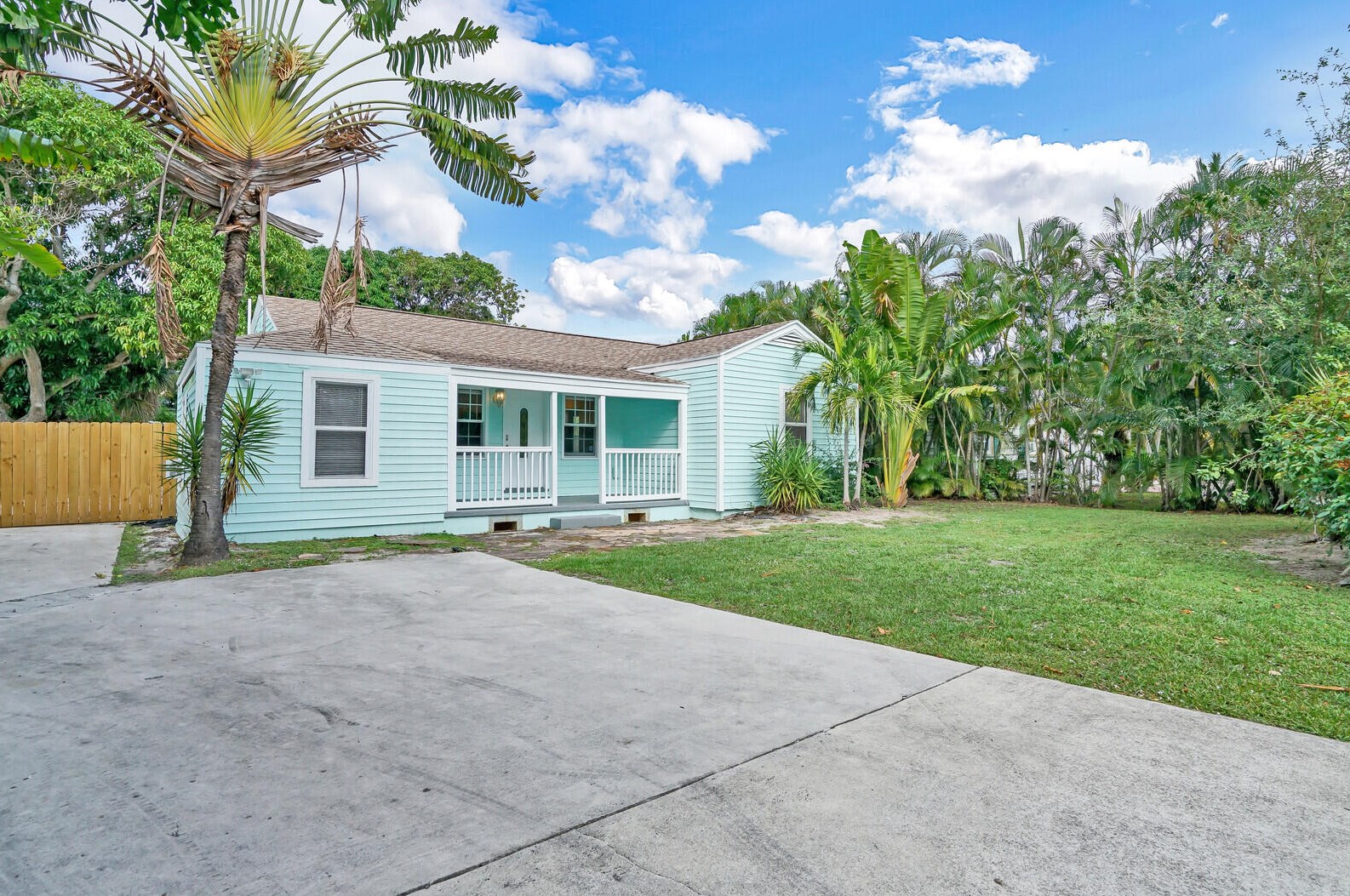 413 36th St, West Palm Beach, FL 33404