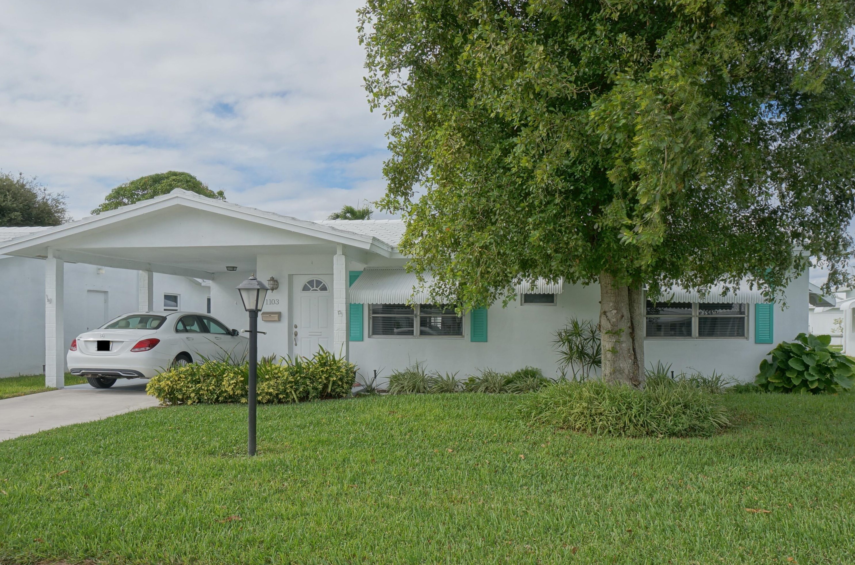 1103 5th Ct, Boynton Beach, FL 33426-4725