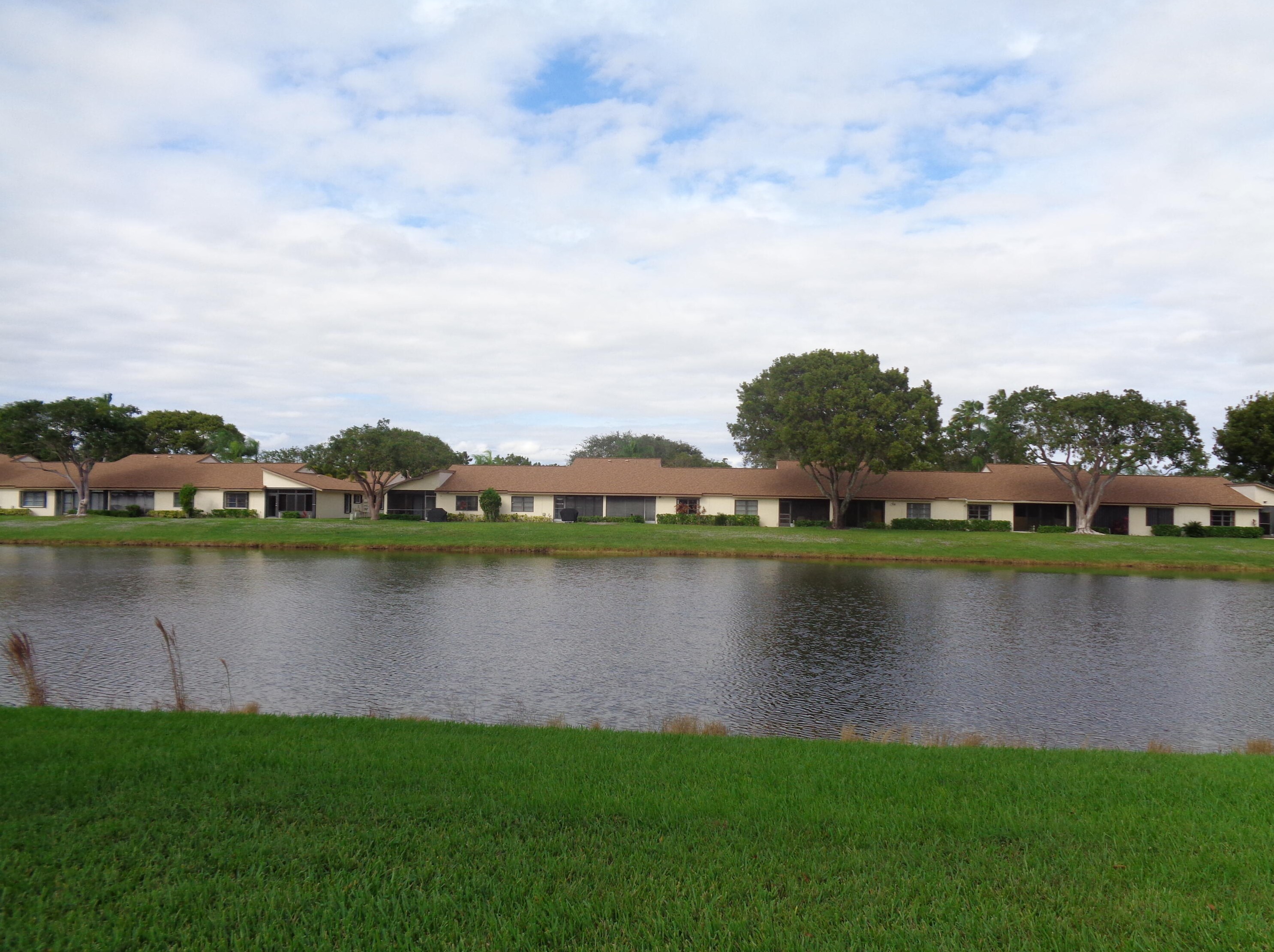 8193 Springview Ter, Boca Raton, FL 33496-5142