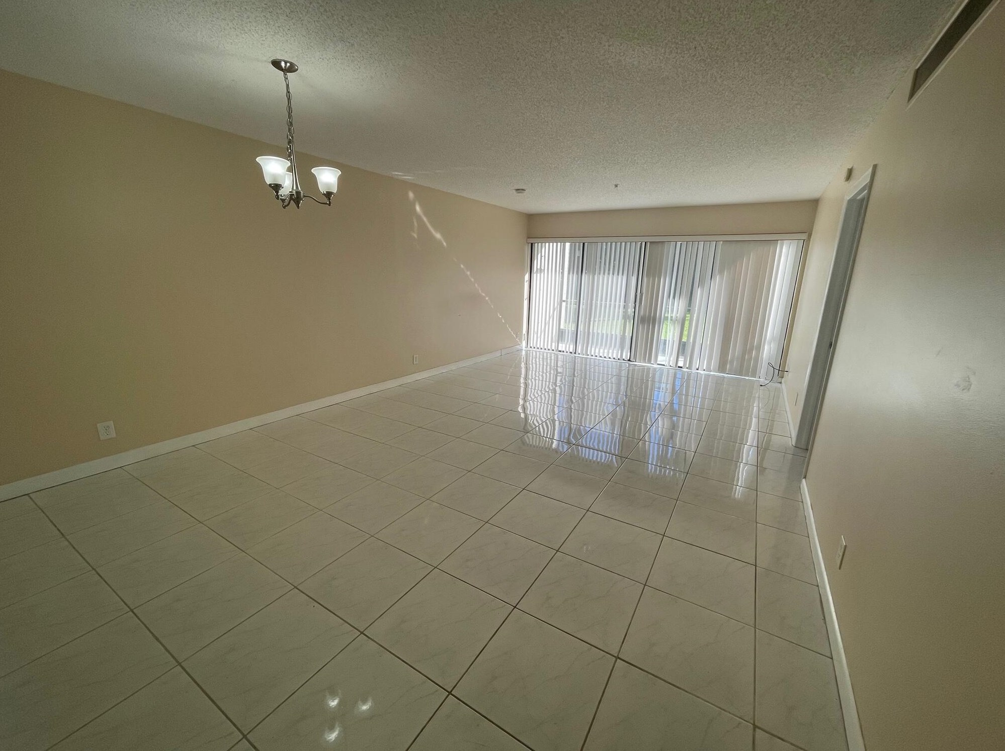 3000 Presidential Way #105, West Palm Beach, FL 33401
