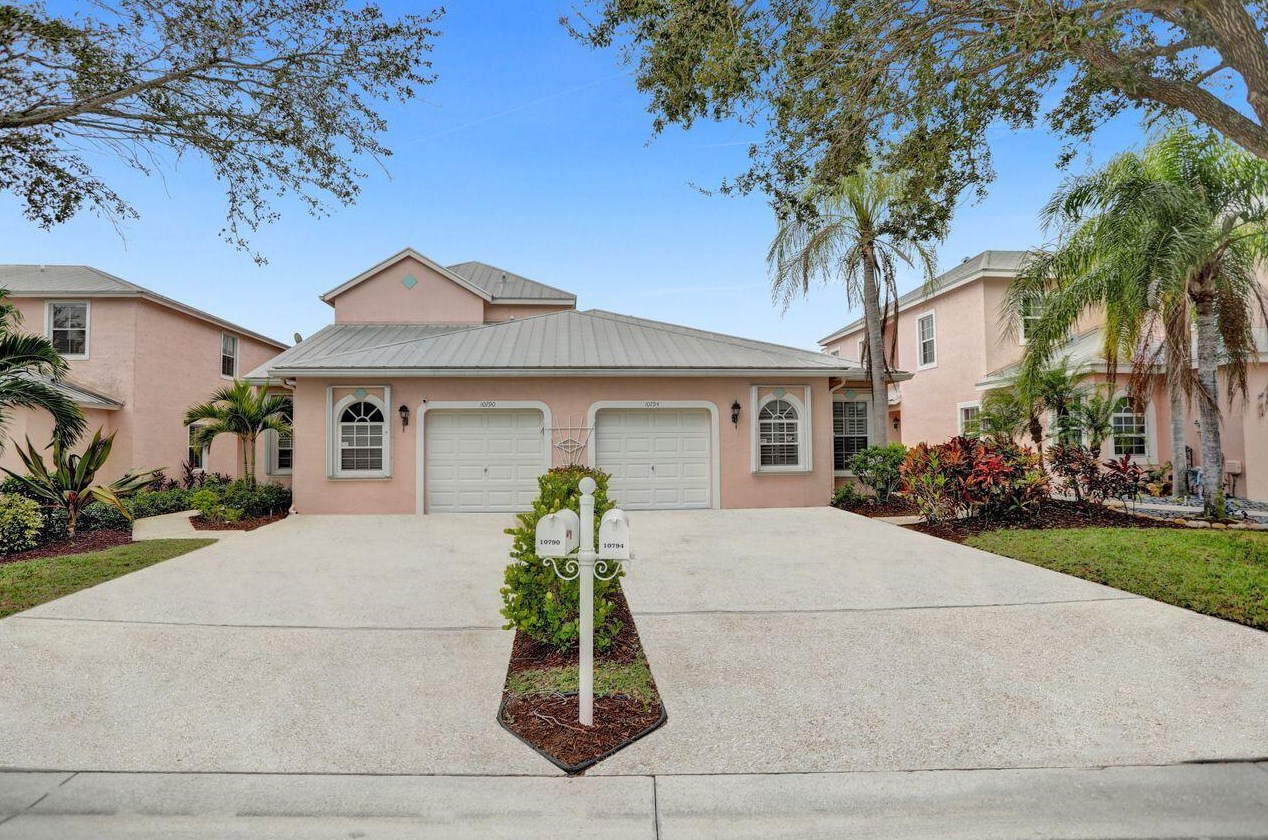 10794 Pelican Dr, West Palm Beach, FL 33414-6154