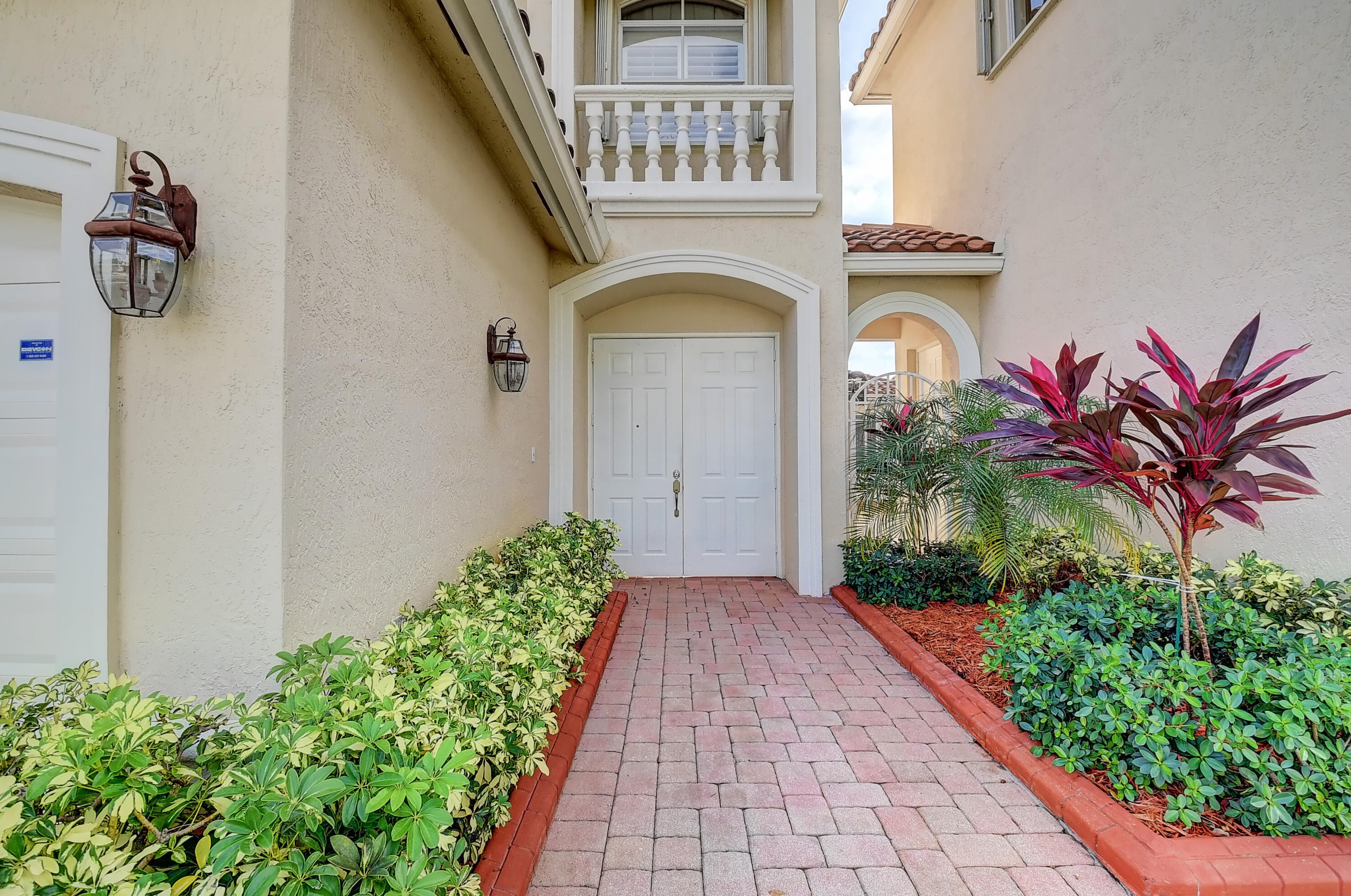 6142 Wilbur Way, Lake Worth, FL 33467