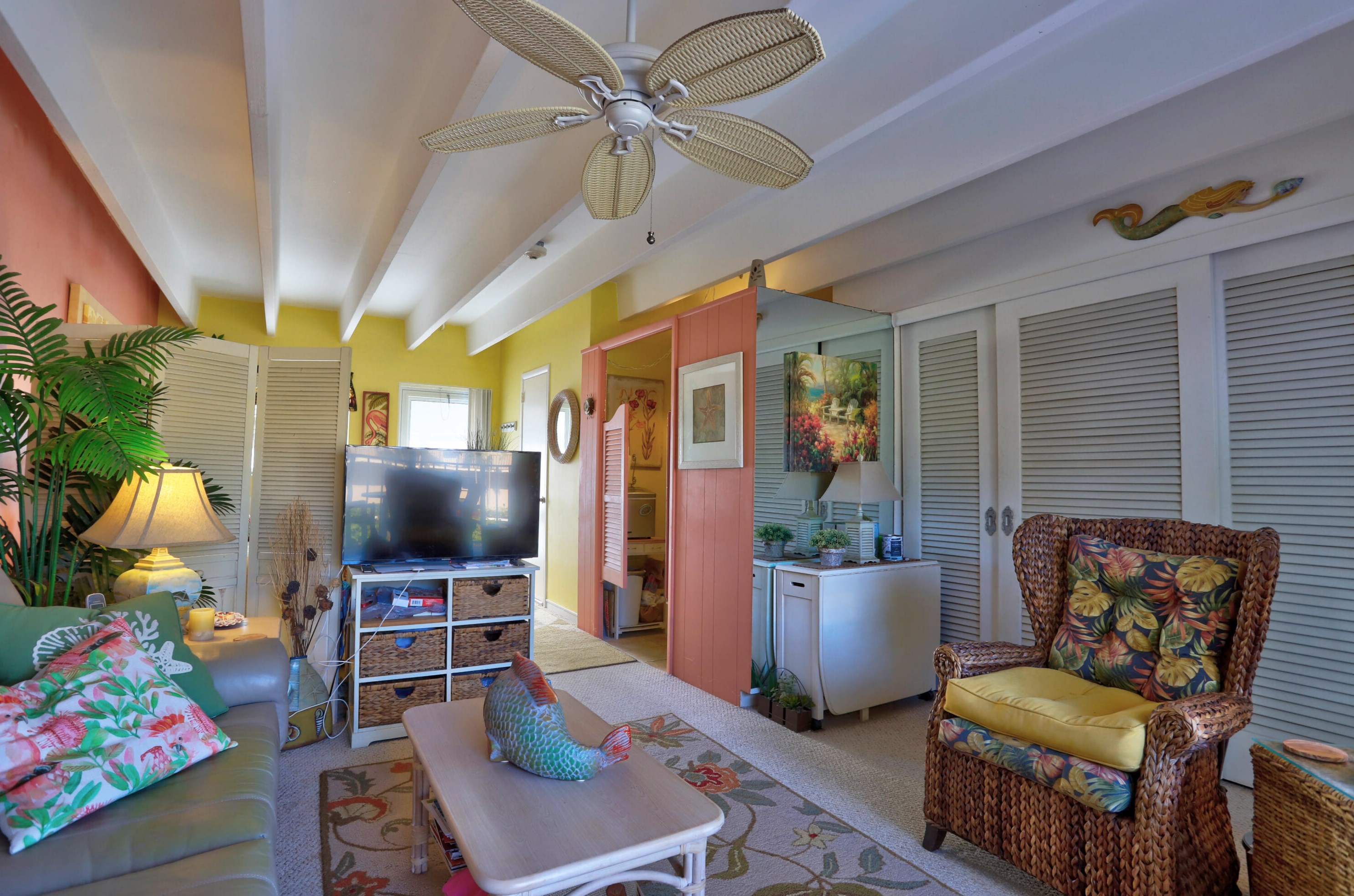 4001 S Ocean Blvd #207, Palm Beach, FL 33480