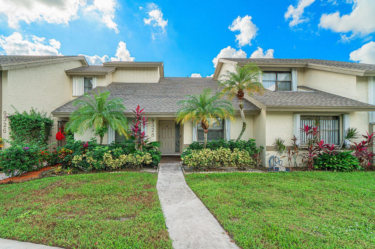 9328 Ketay Cir, Boca Raton, FL 33428-1518