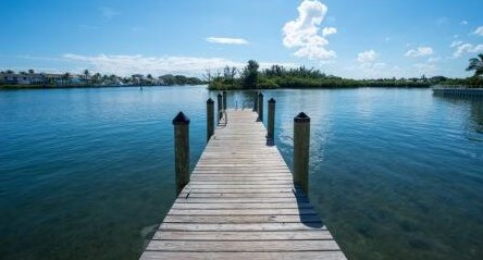 4 Garden St, Jupiter FL  33469-2590 exterior