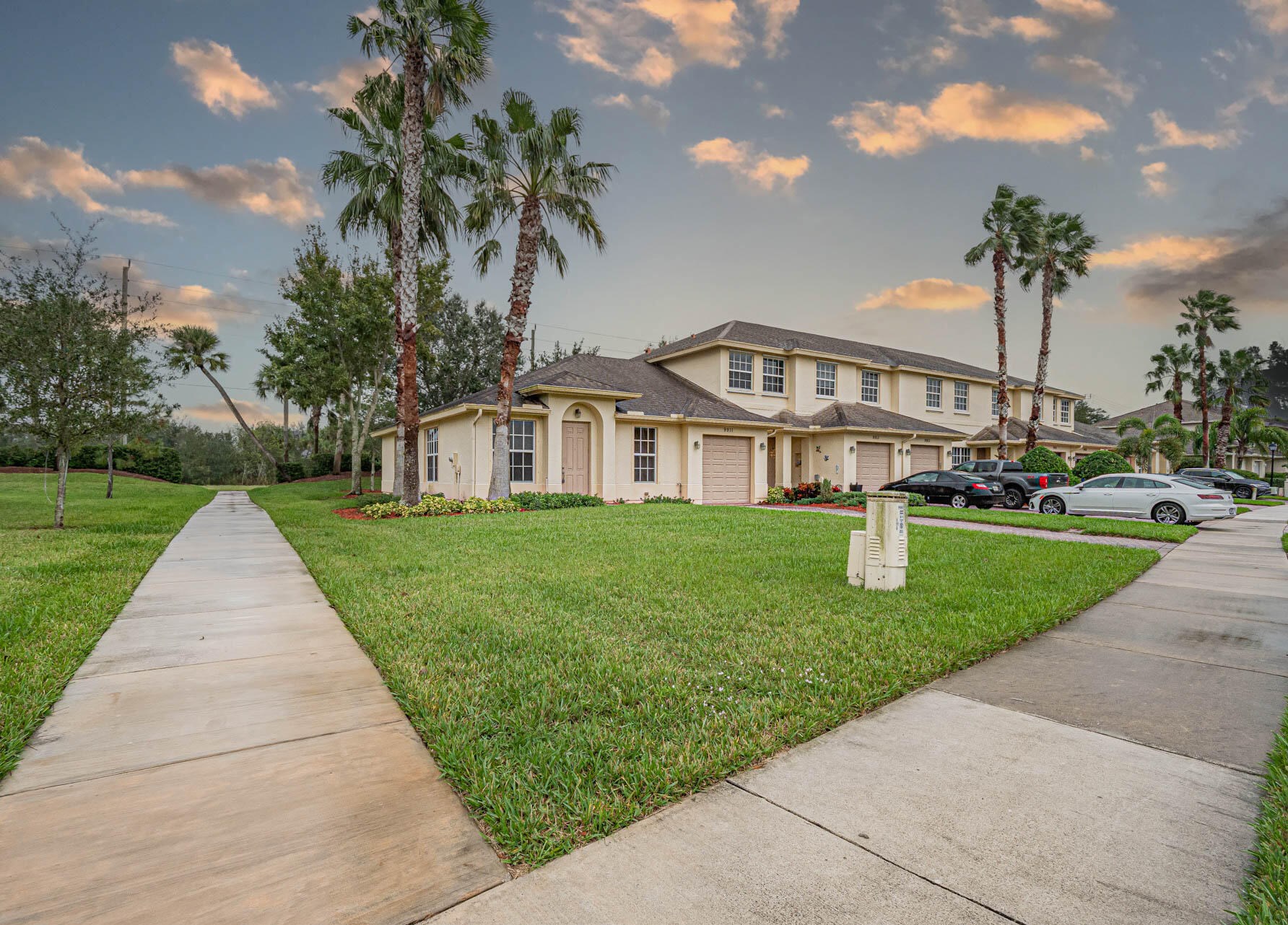 9911 E Villa Cir, Vero Beach, FL 32966