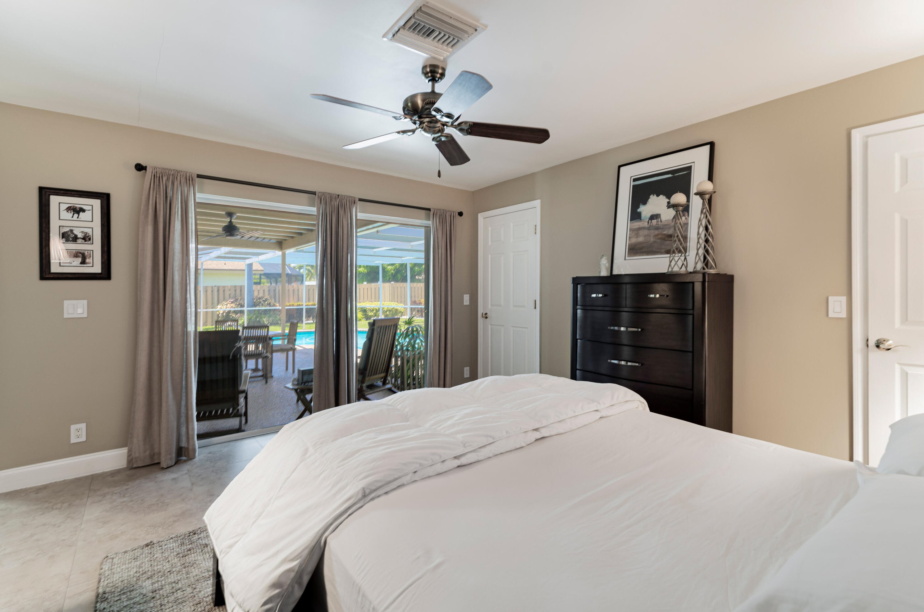 555 24 Ave, Boynton Beach FL 33426-8788 exterior