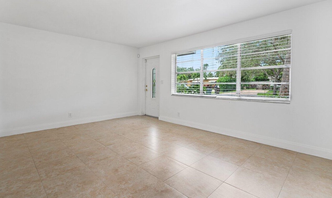 454 5th St, Boca Raton FL  33432-4053 exterior