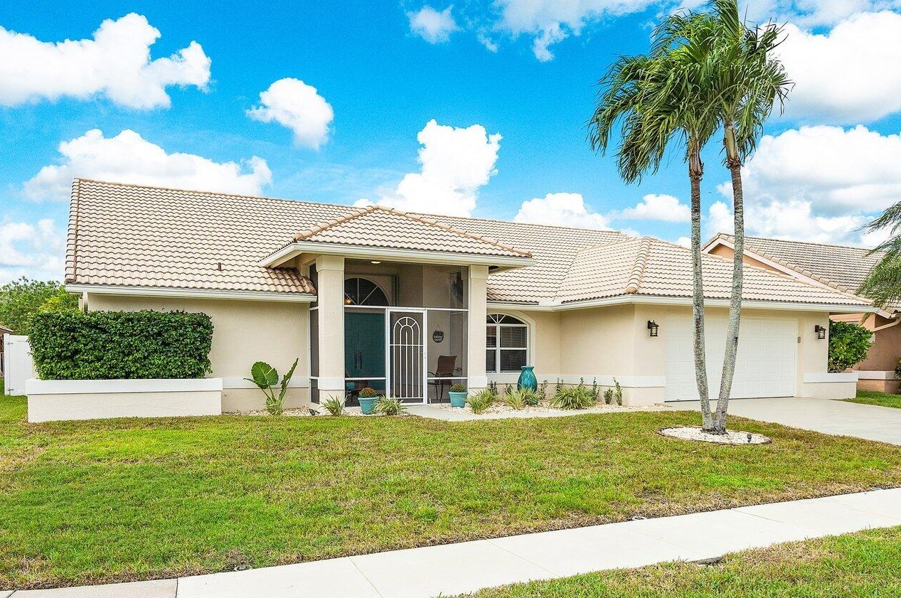 6425 Hudson Bay Ln, Lake Worth, FL 33467-7222
