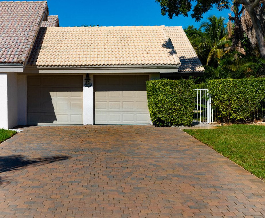 9765 Erica Ct, Boca Raton, FL 33496