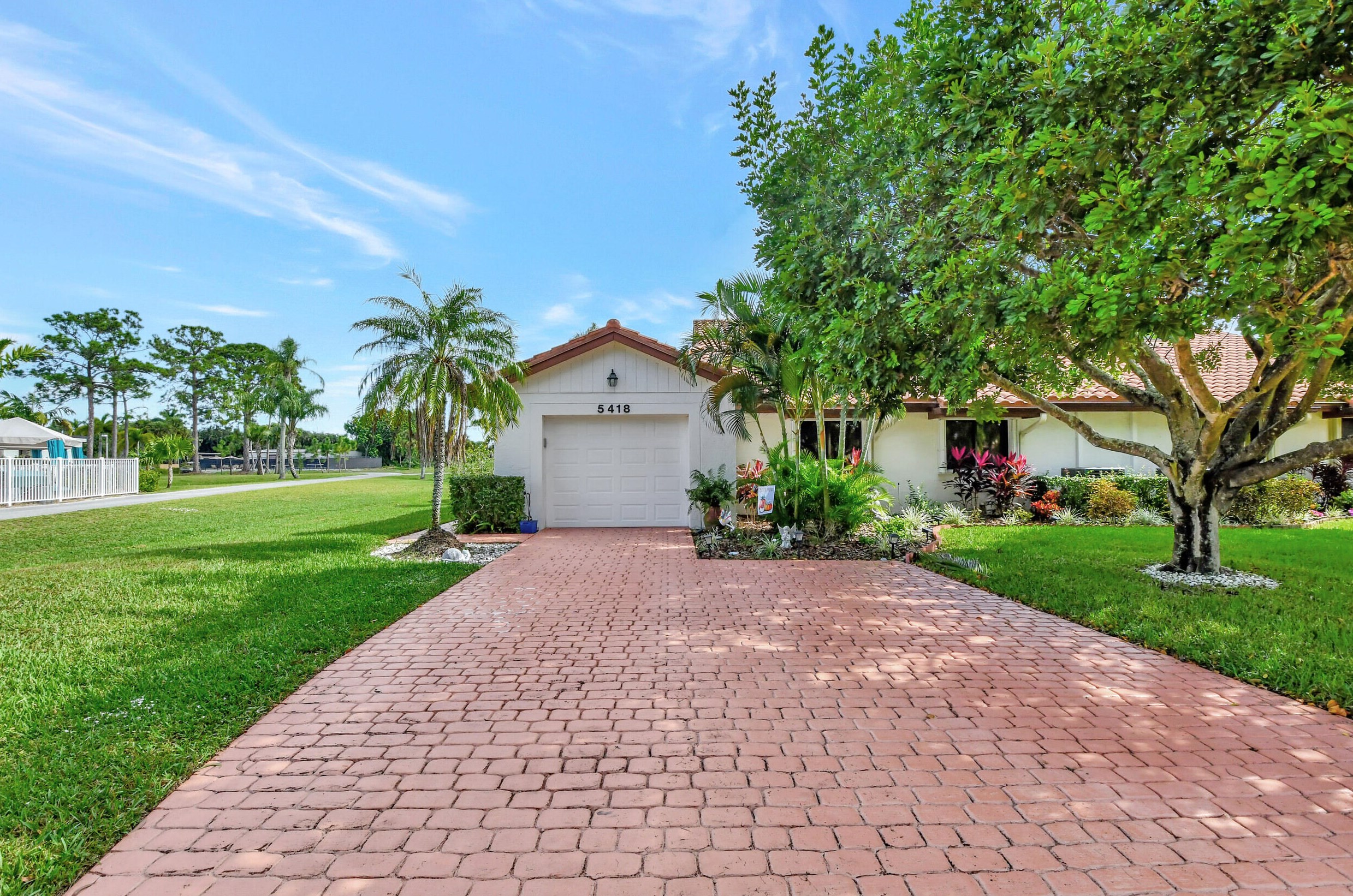 5418 San Marino Way, Lake Worth, FL 33467-5755