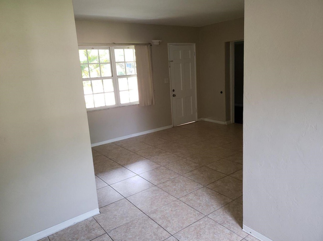 2643 Grant St, Hollywood, FL 33020