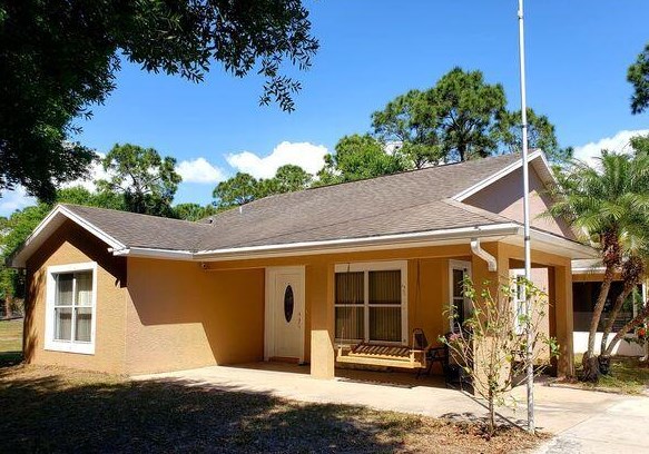 291 31st Ln, Okeechobee, FL 34972-1867