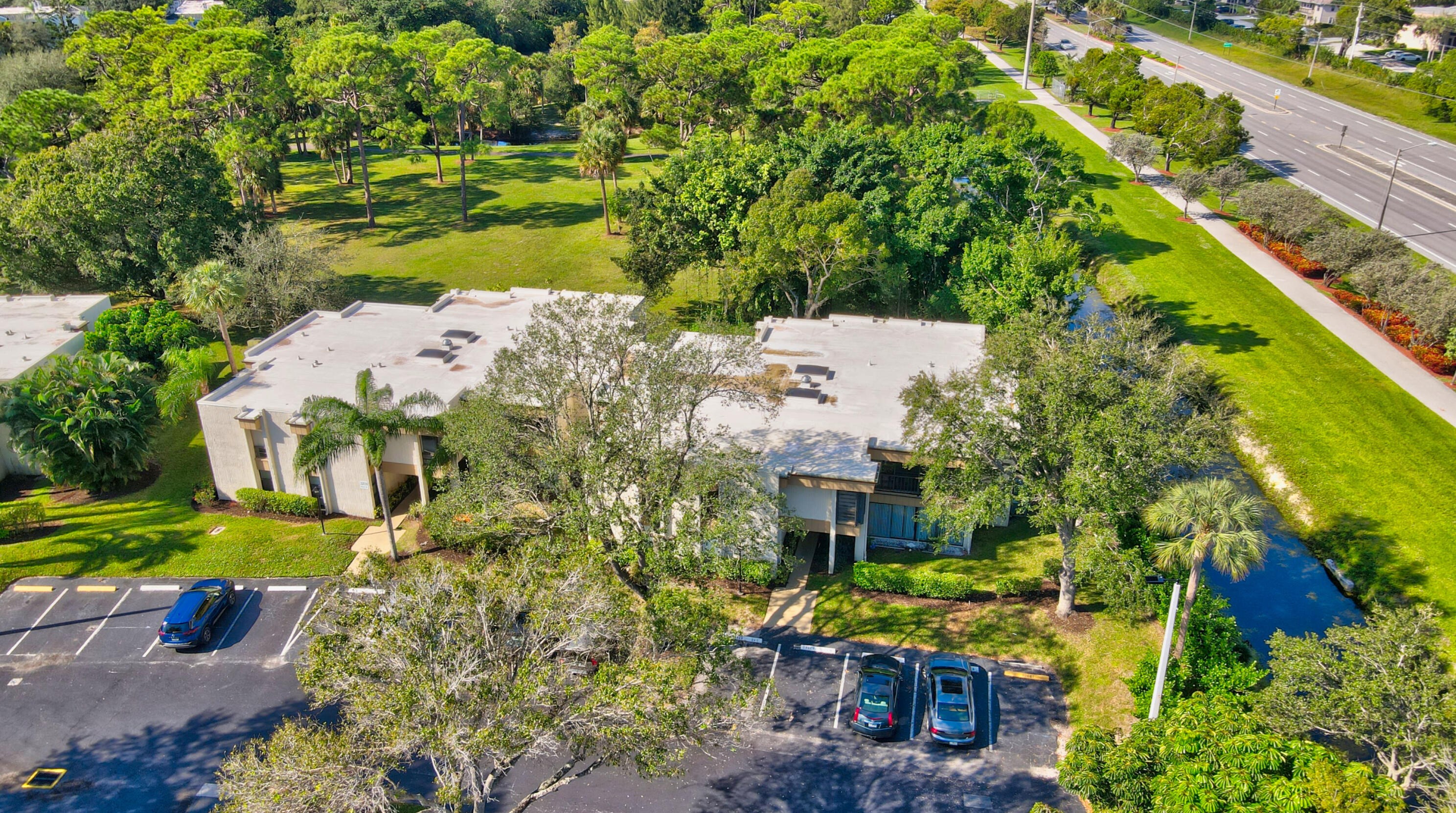 22027 Cocoa Palm Way, Boca Raton, FL 33433-5162
