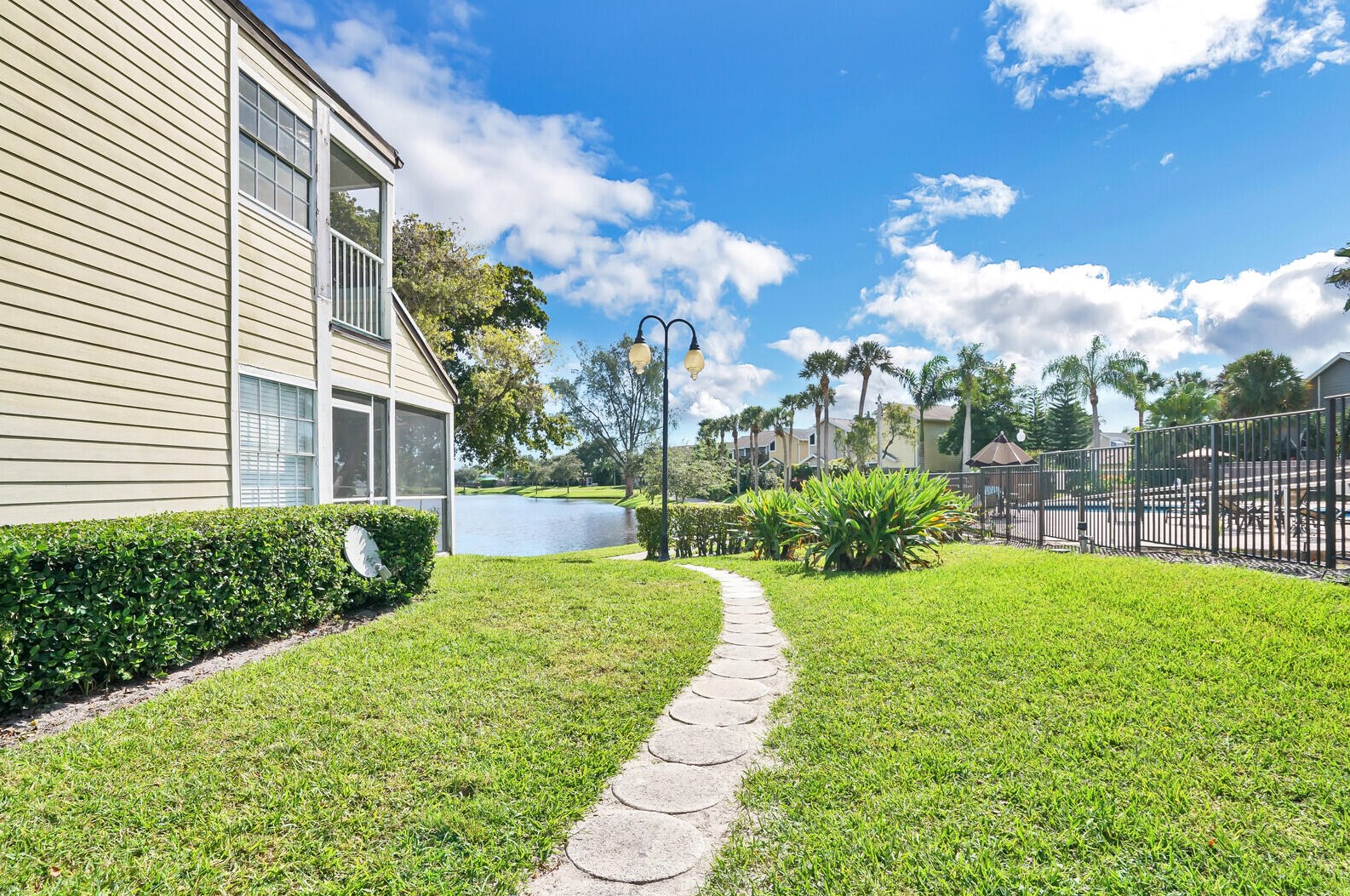 5278 Buckhead Cir, Boca Raton FL  33486-1470 exterior