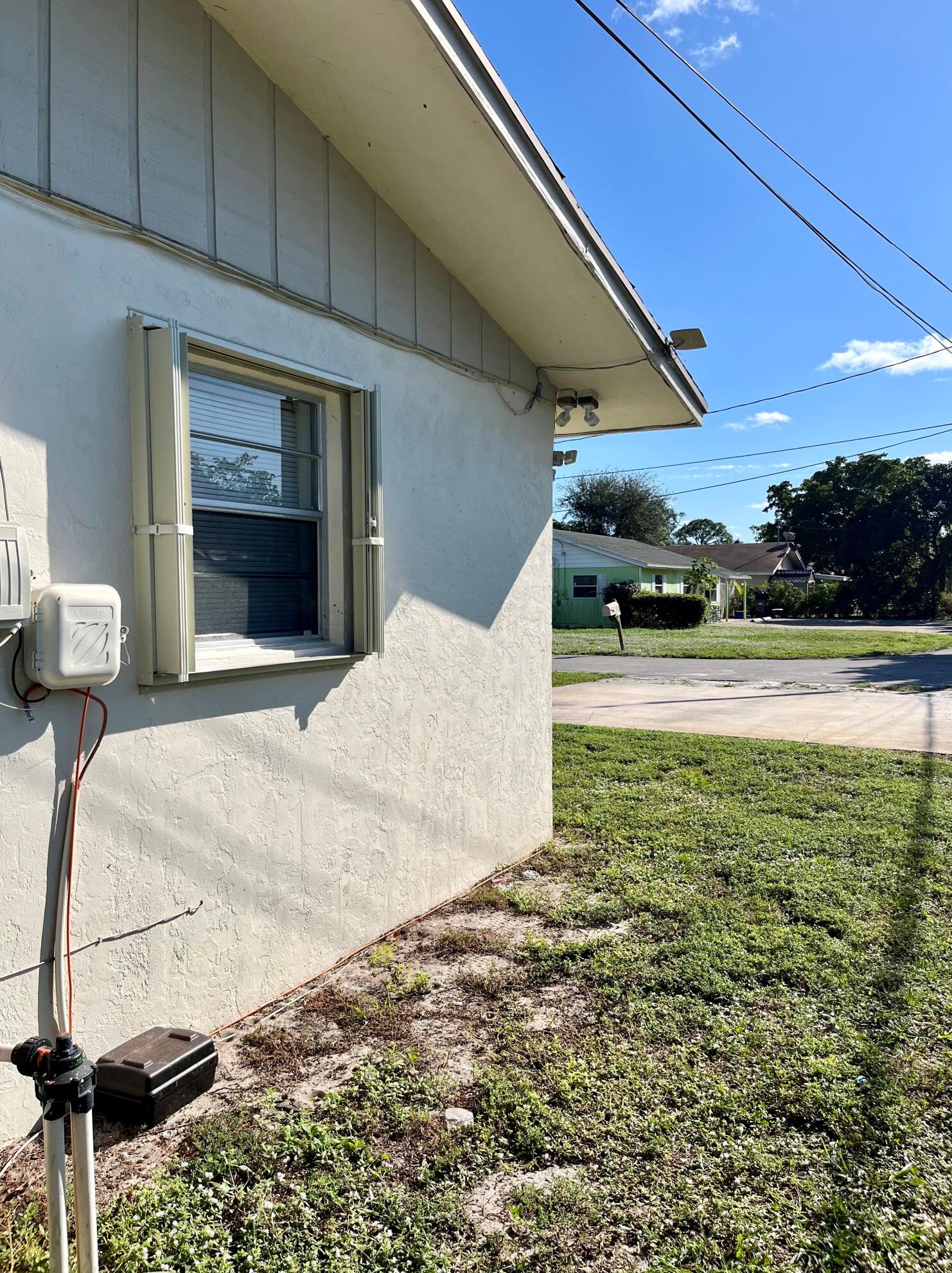3800 Gladys Ct, Lake Worth, FL 33461-4416