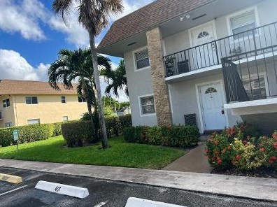 9915 Sandalfoot Blvd #401, Boca Raton, FL 33428
