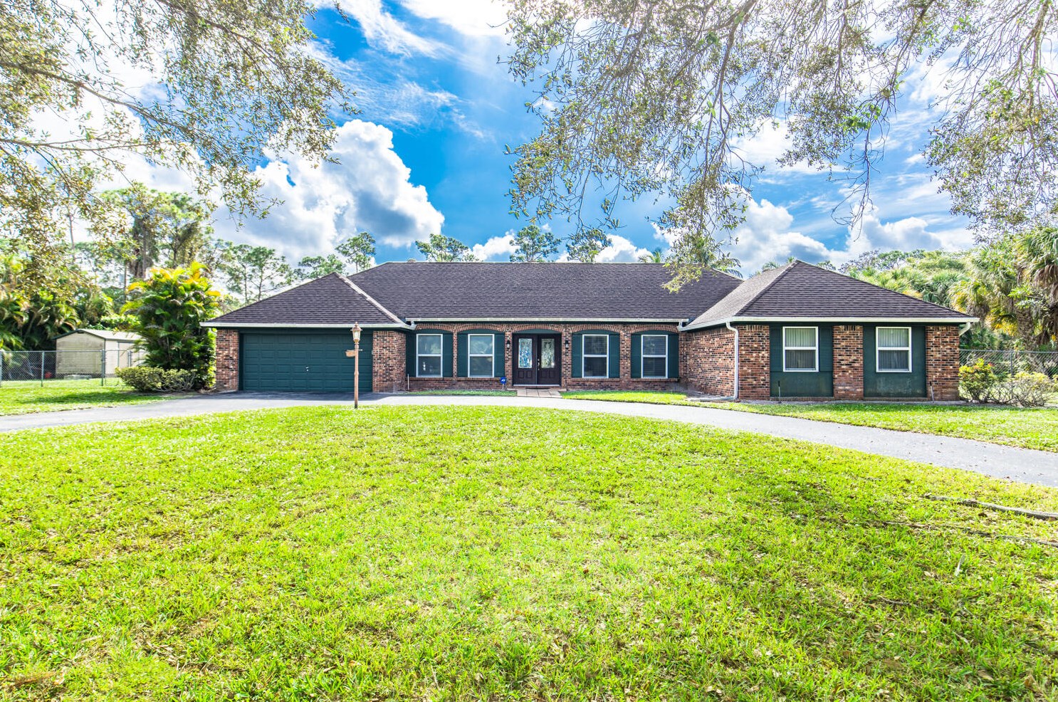 464 Via Hermosa, West Palm Beach, FL 33415-2456