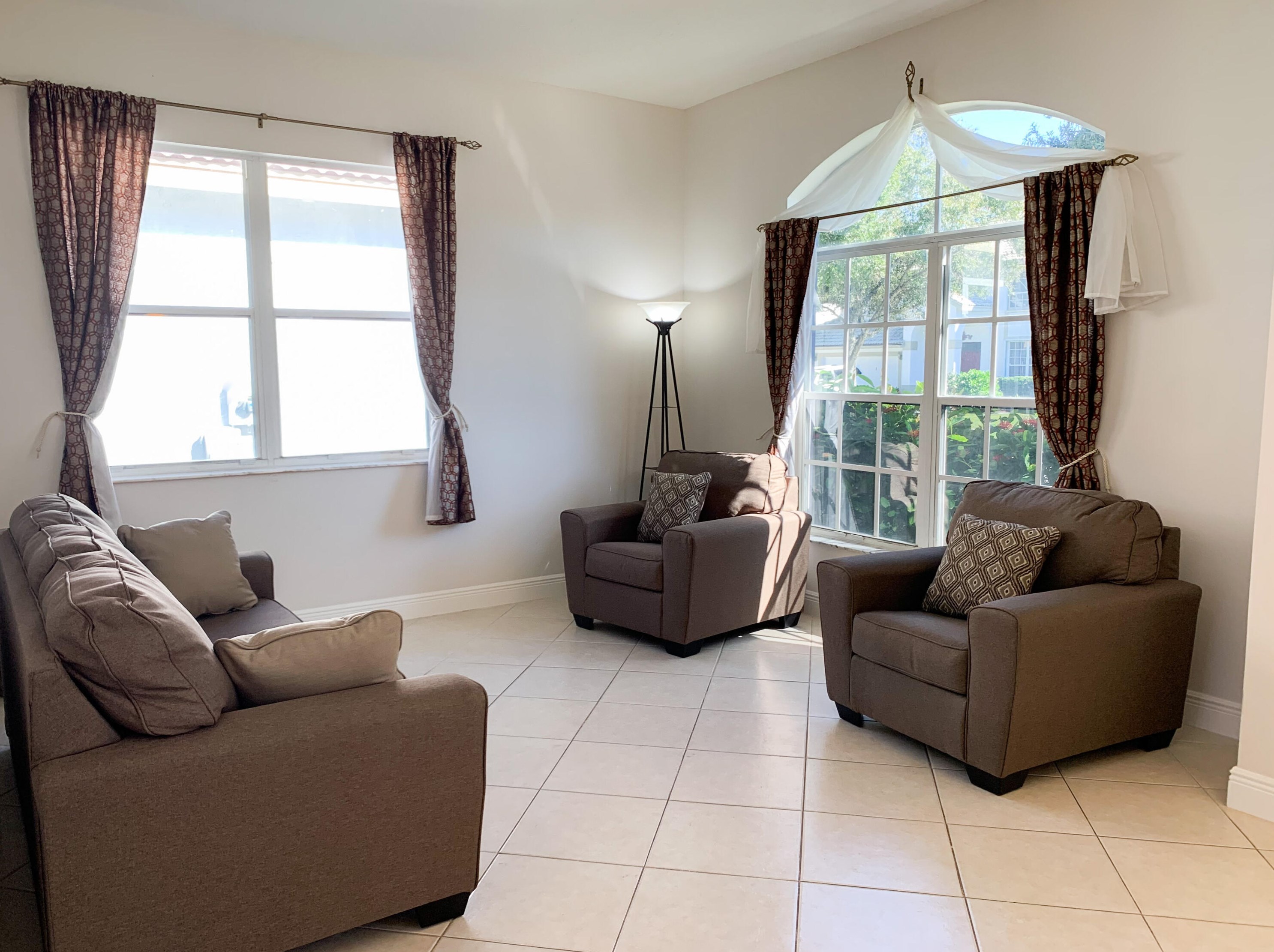 7573 Cedar Hurst Ct, Lake Worth, FL 33467-7843