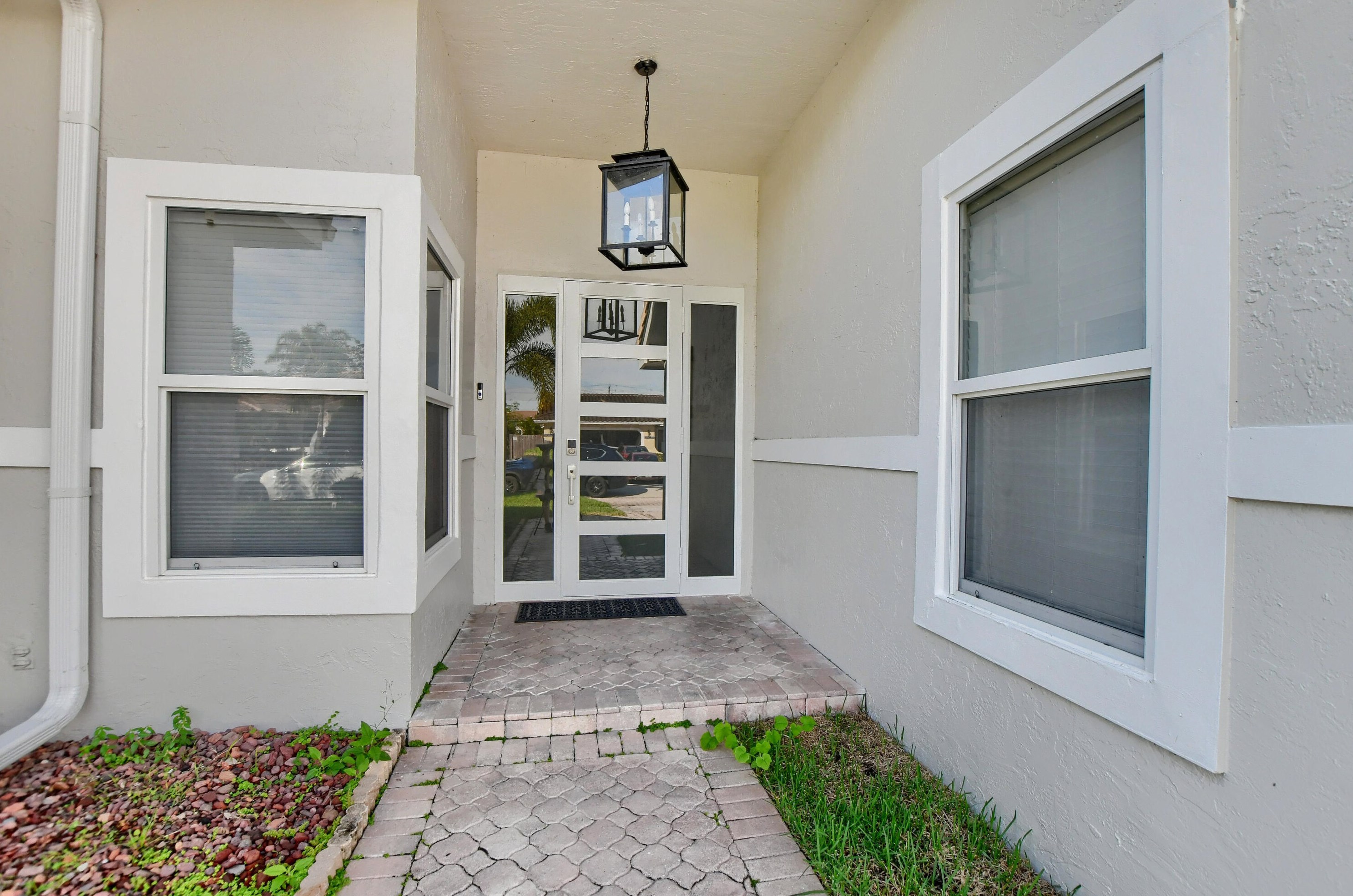 23352 Lago Mar Cir, Boca Raton, FL 33433