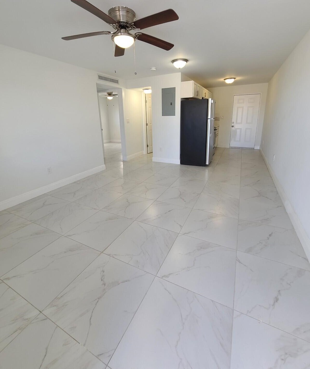 933 W 7th St #b, West Palm Beach, FL 33404