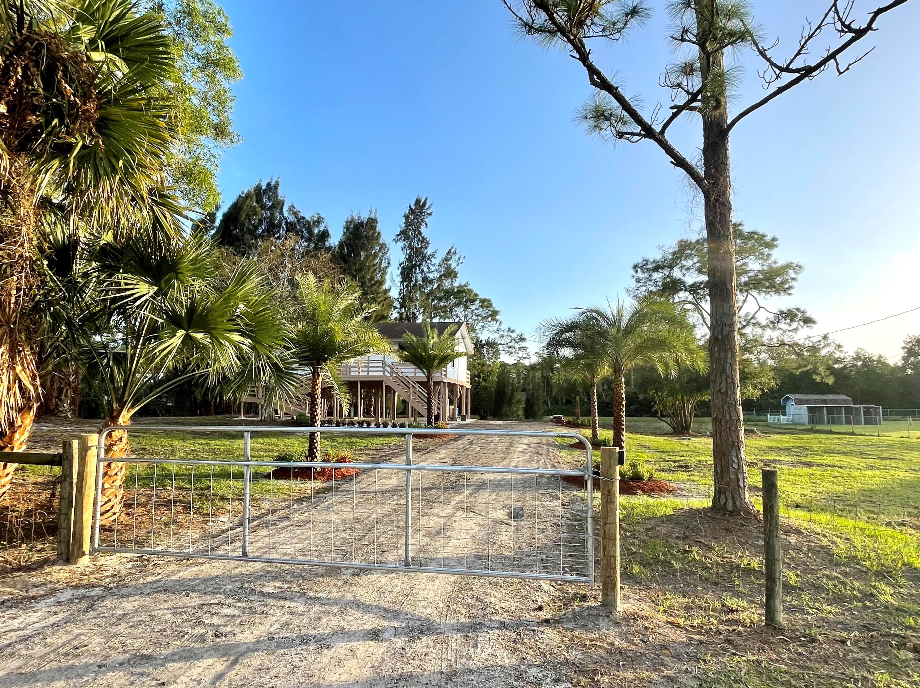 16318 E Pimlico Dr, Town of Loxahatchee Groves, FL 33470