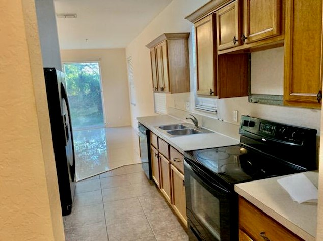 787 Pipers Cay Dr, West Palm Beach, FL 33415
