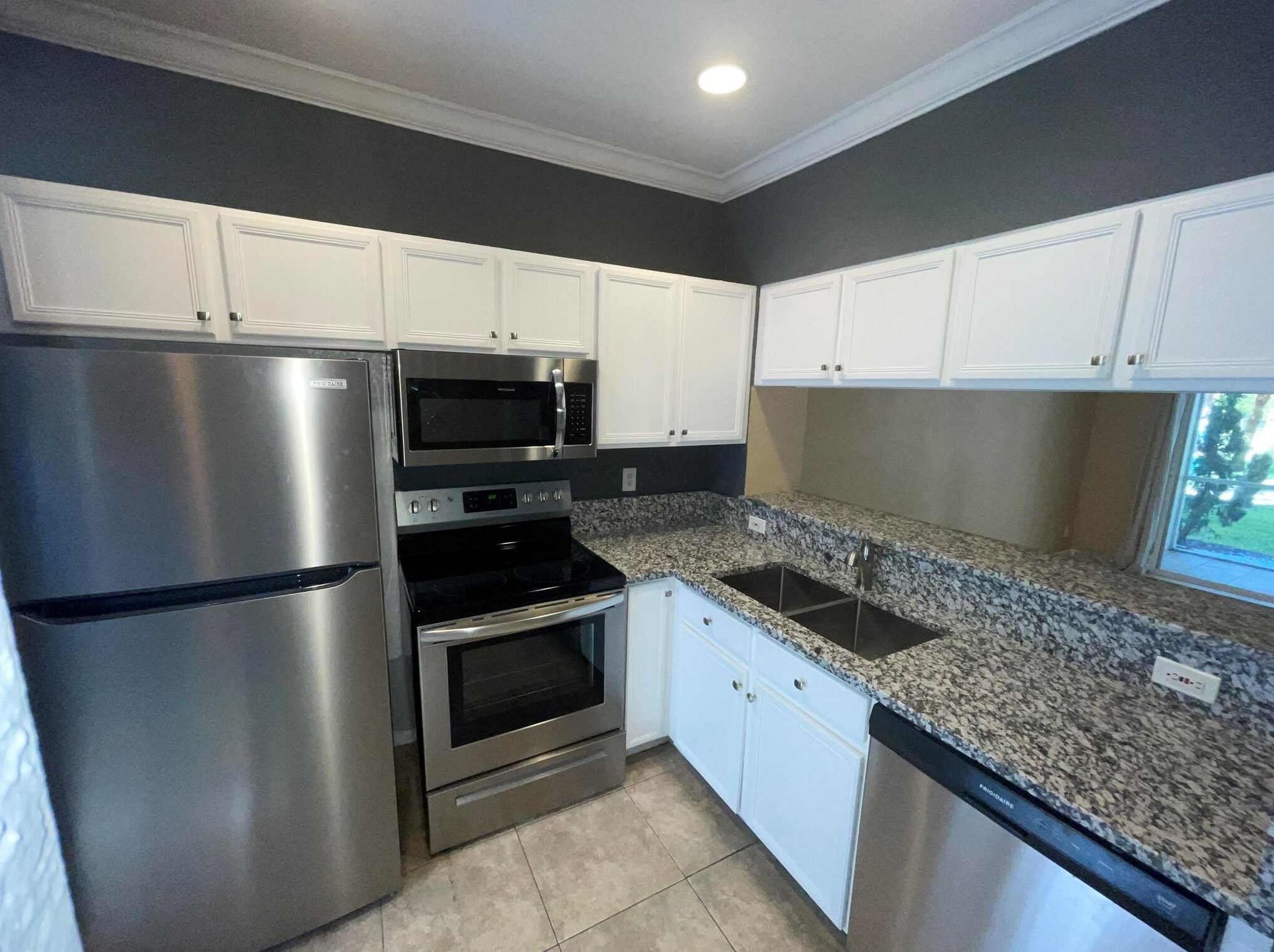 5130 Palmbrooke Cir, West Palm Beach, FL 33417