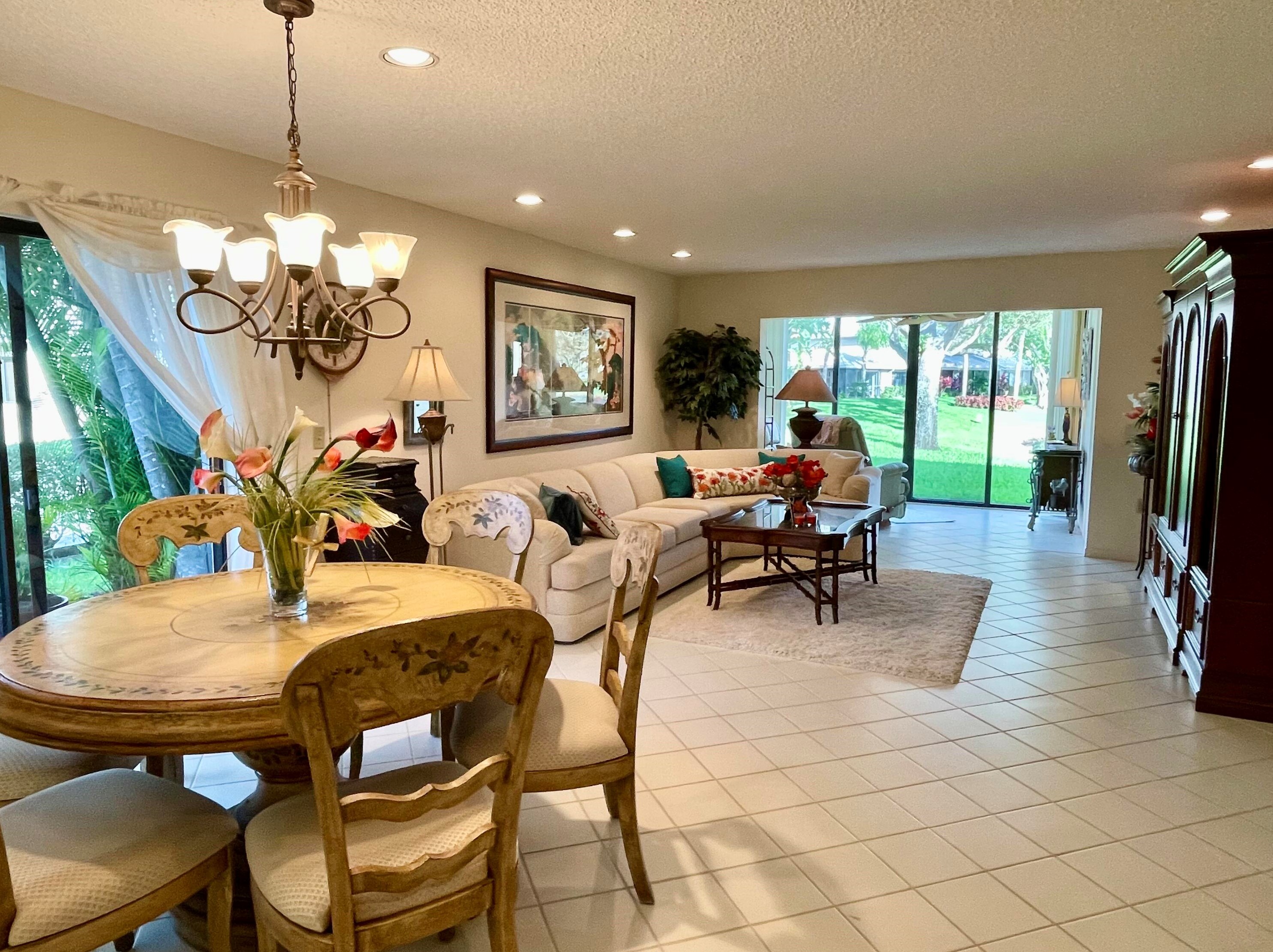 24 Stratford Dr E #a, Boynton Beach, FL