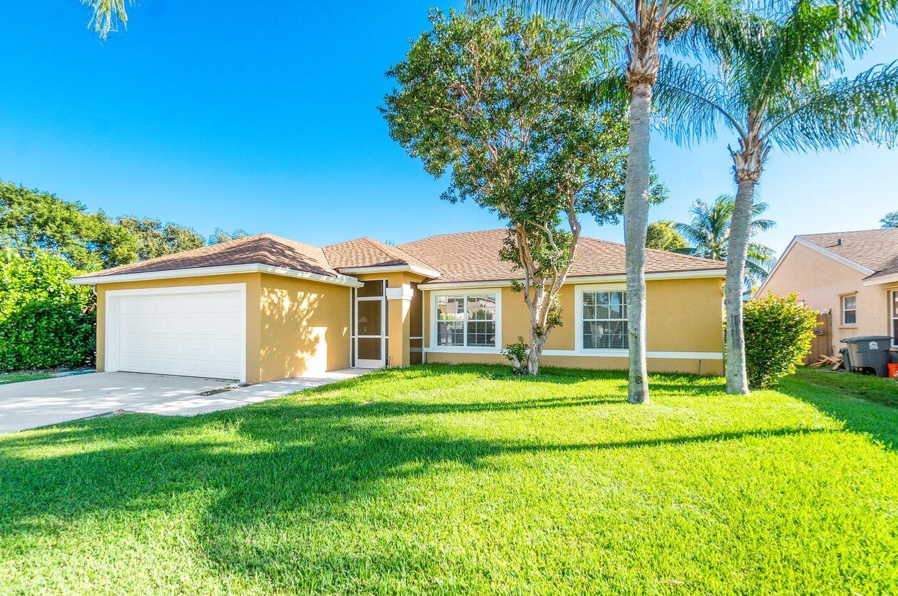 9120 Paragon Way, Boynton Beach, FL 33472-5135