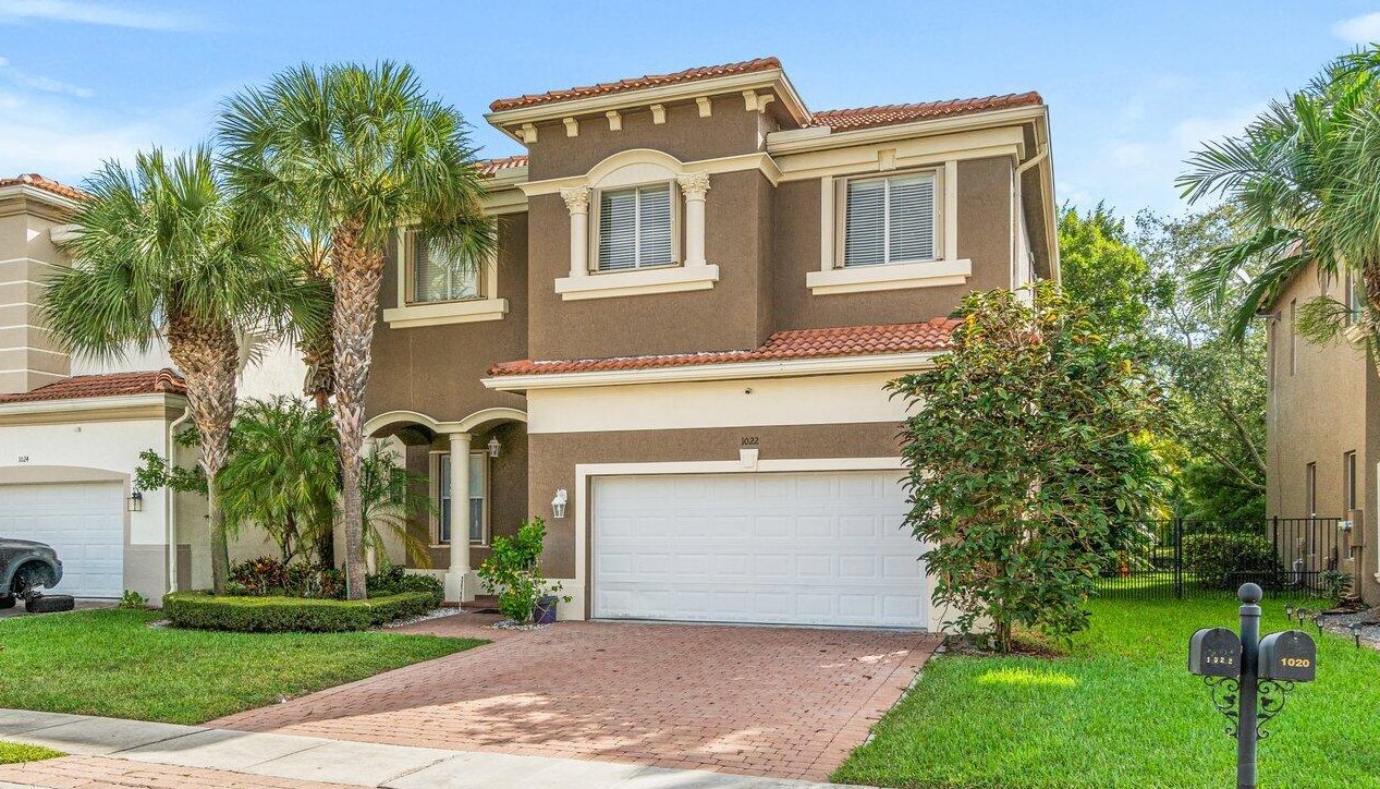 1022 Grove Park Cir, Boynton Beach, FL 33436