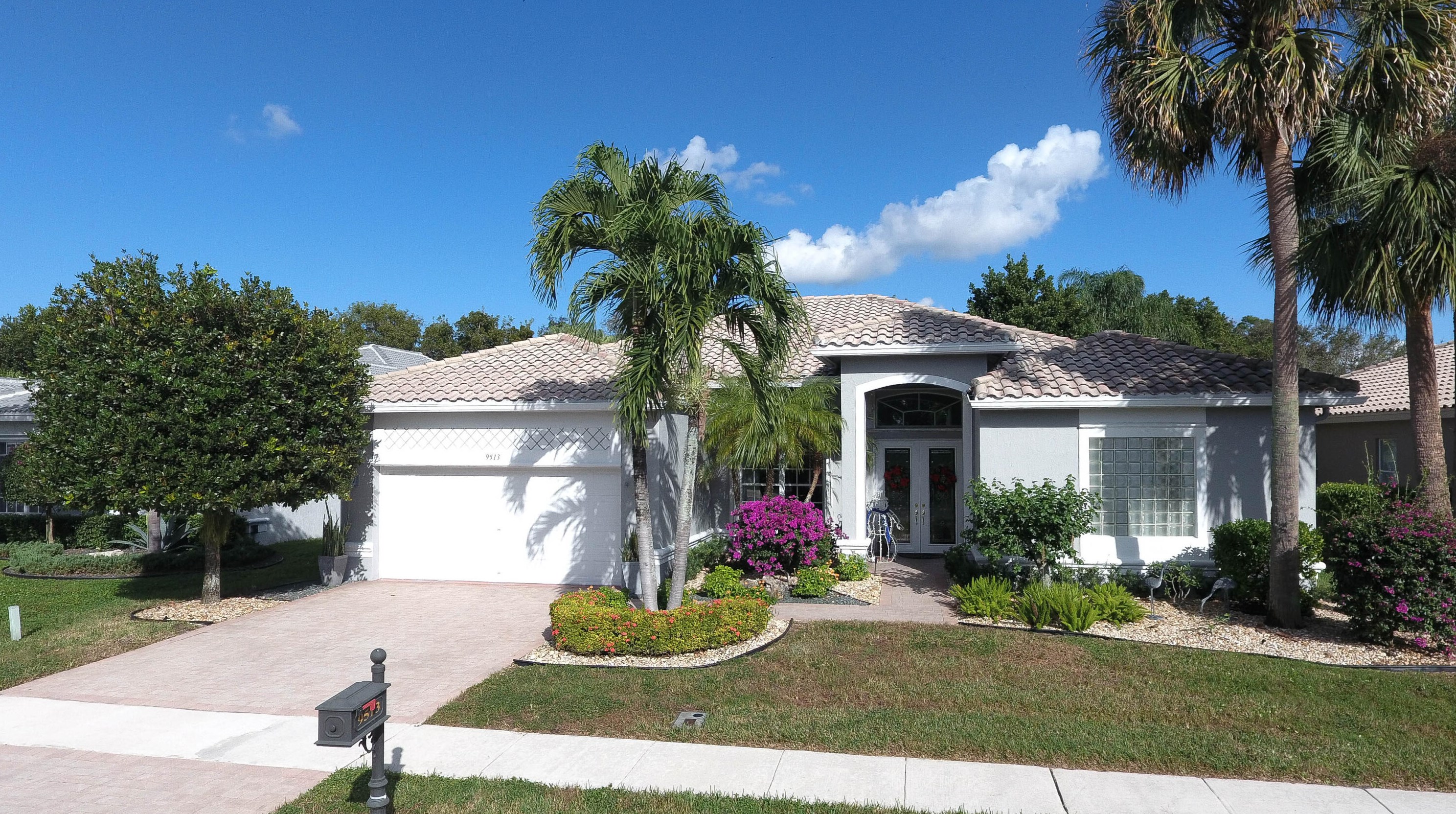 9513 Bergamo St, Lake Worth, FL 33467-6168