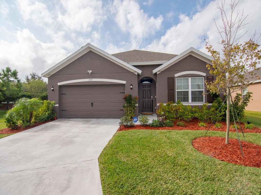 2707 Hanover St, Vero Beach, FL 32968