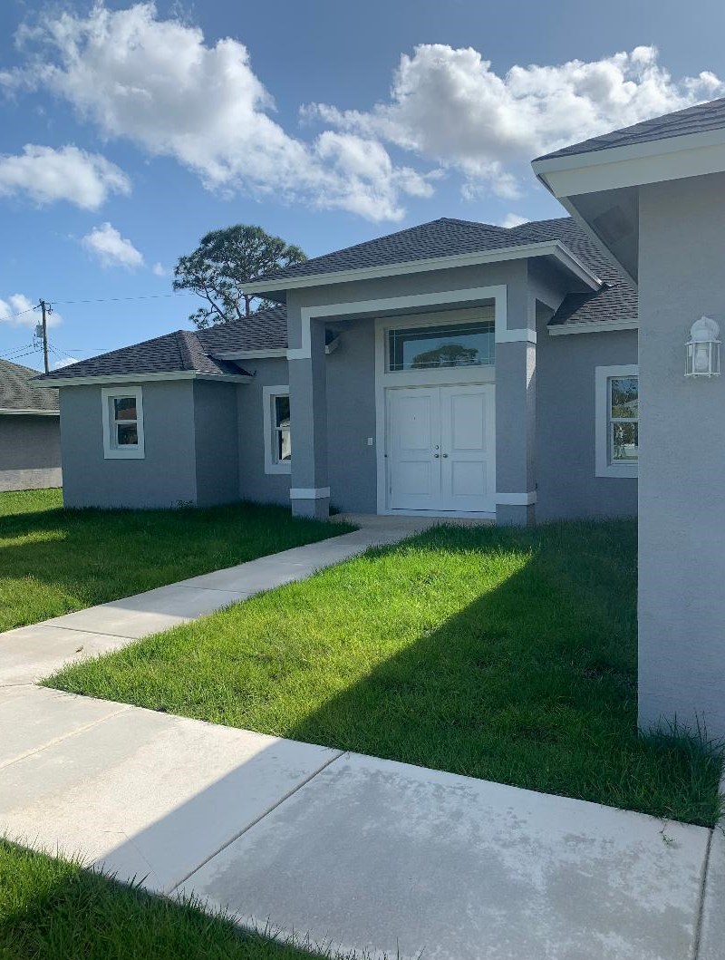 1542 Sw Pitts Ave, Fort Pierce, FL 34953