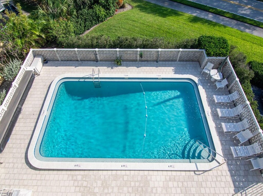 935 E Causeway Blvd #402, Vero Beach, FL 32963