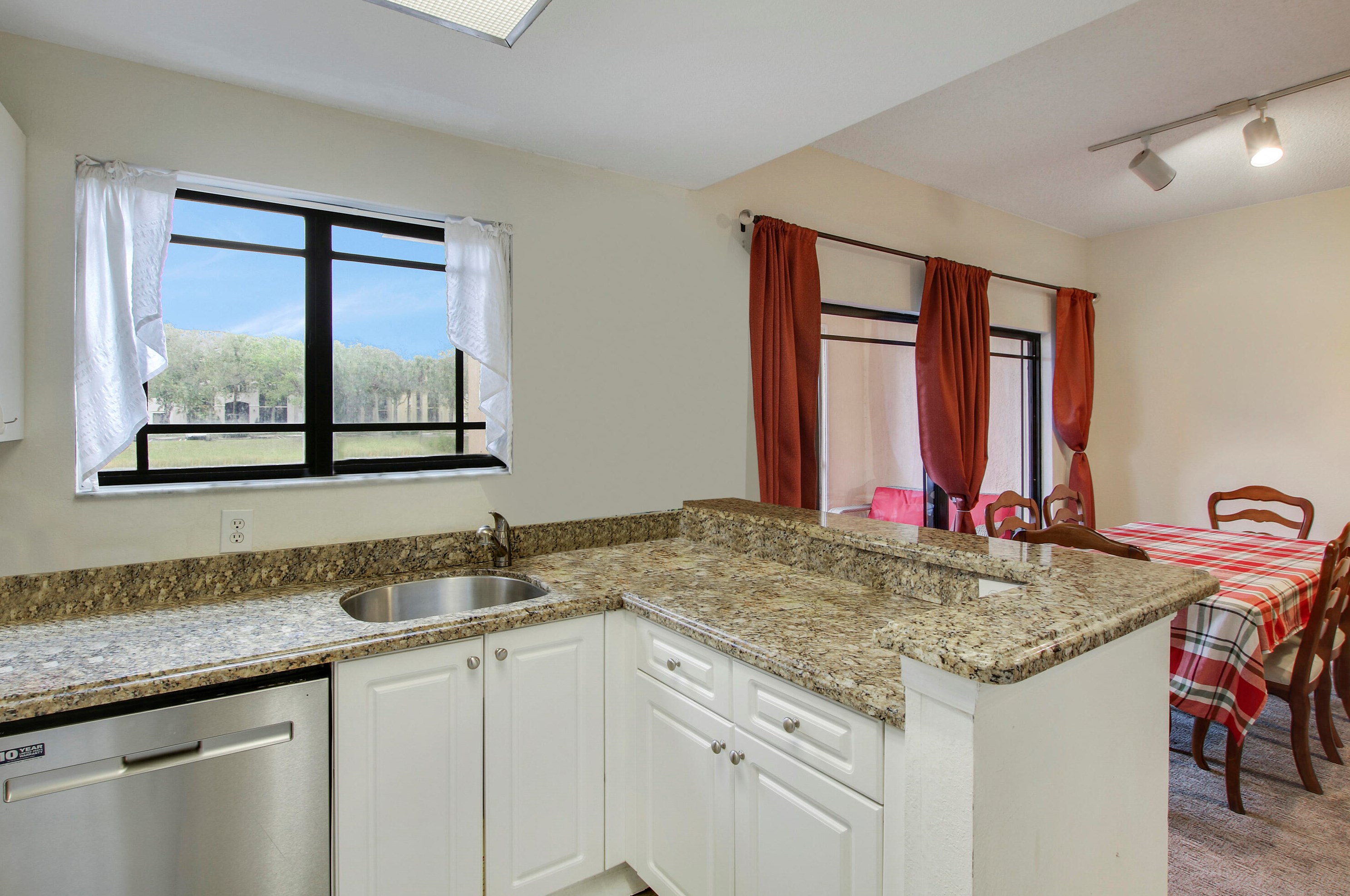 2917 Tuscany Ct #107, West Palm Beach, FL 33410
