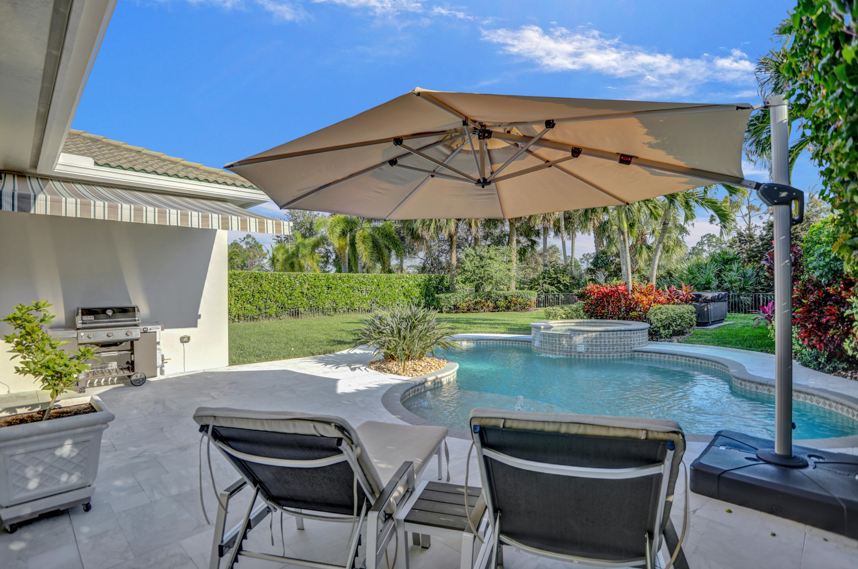 228 Carina Dr, Jupiter FL  33478-5454 exterior