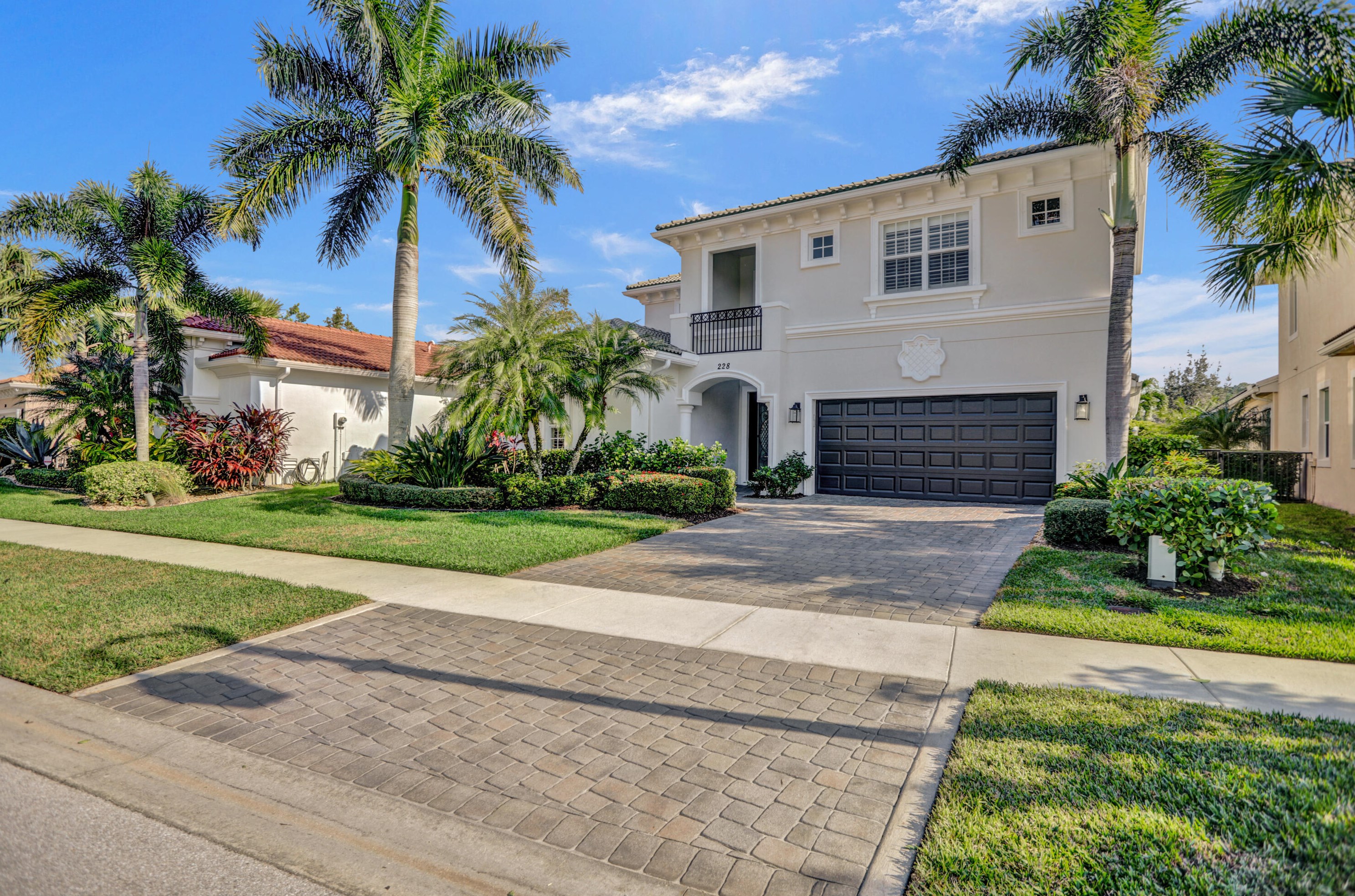 228 Carina Dr, Jupiter FL  33478-5454 exterior